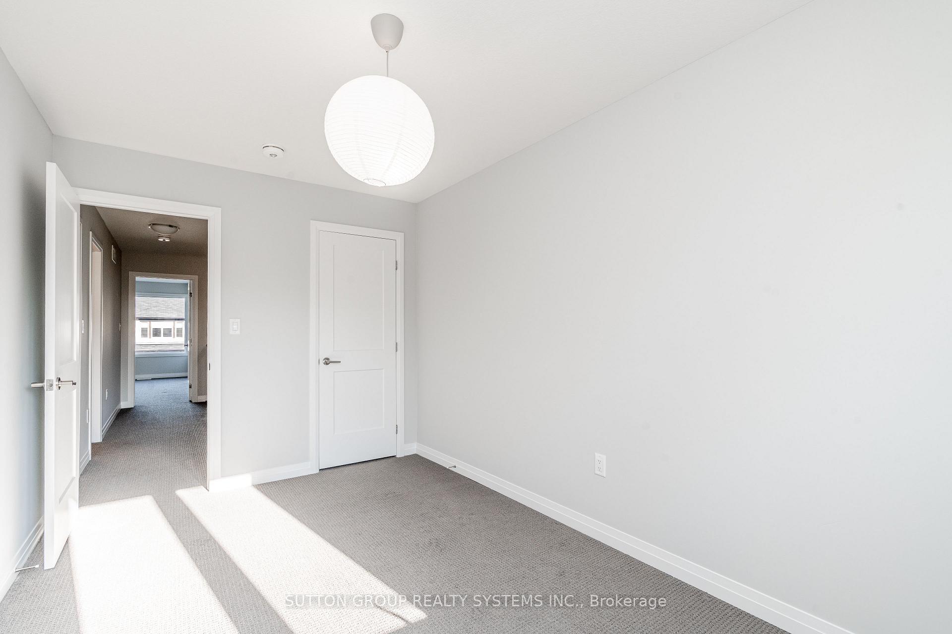 Photo 28 of 4008 Crown Street, Lincoln, Beamsville — HOMEH
