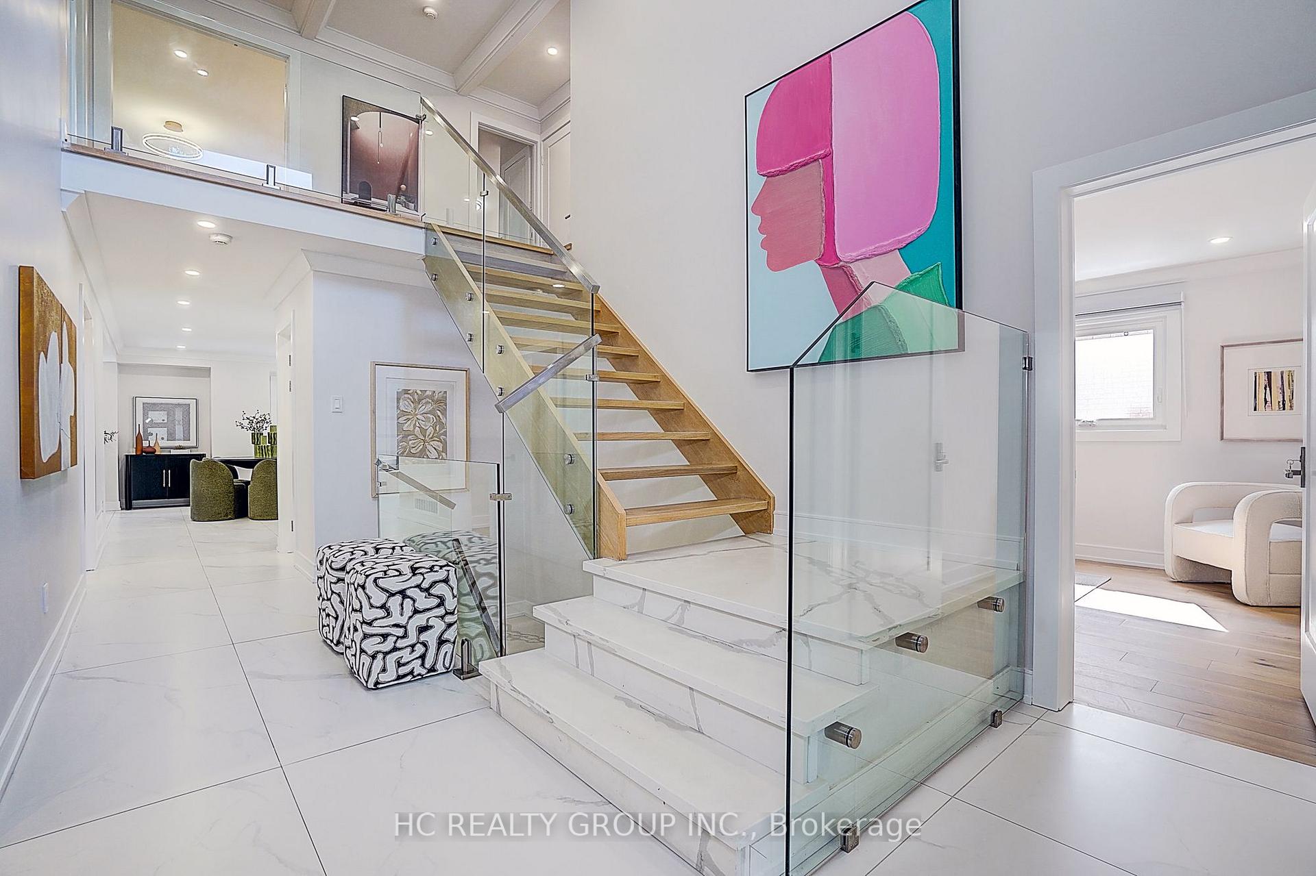 Photo 3 of 77 Forty Second Street, Markham, Markville — HOMEH