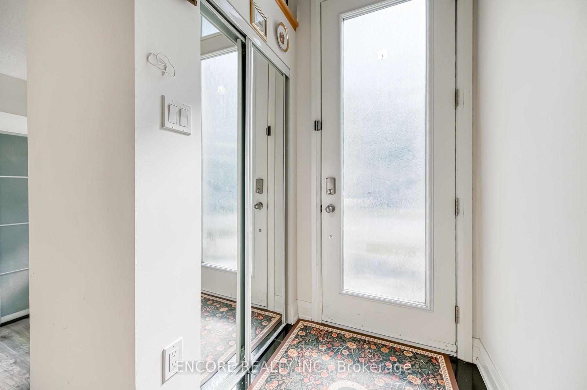 Photo 6 of 48 William Saville Street, Markham, Unionville — HOMEH