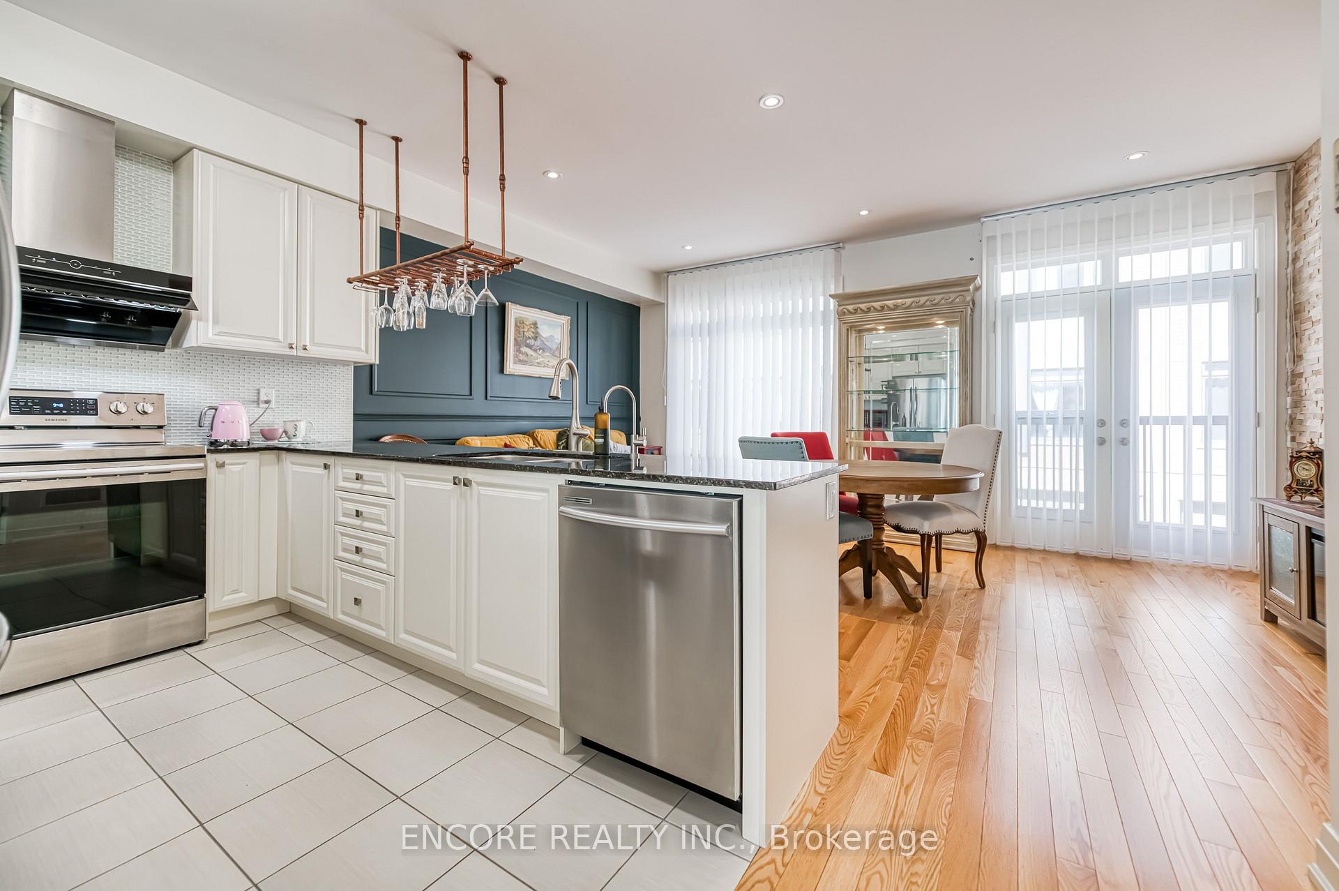 Photo 15 of 48 William Saville Street, Markham, Unionville — HOMEH