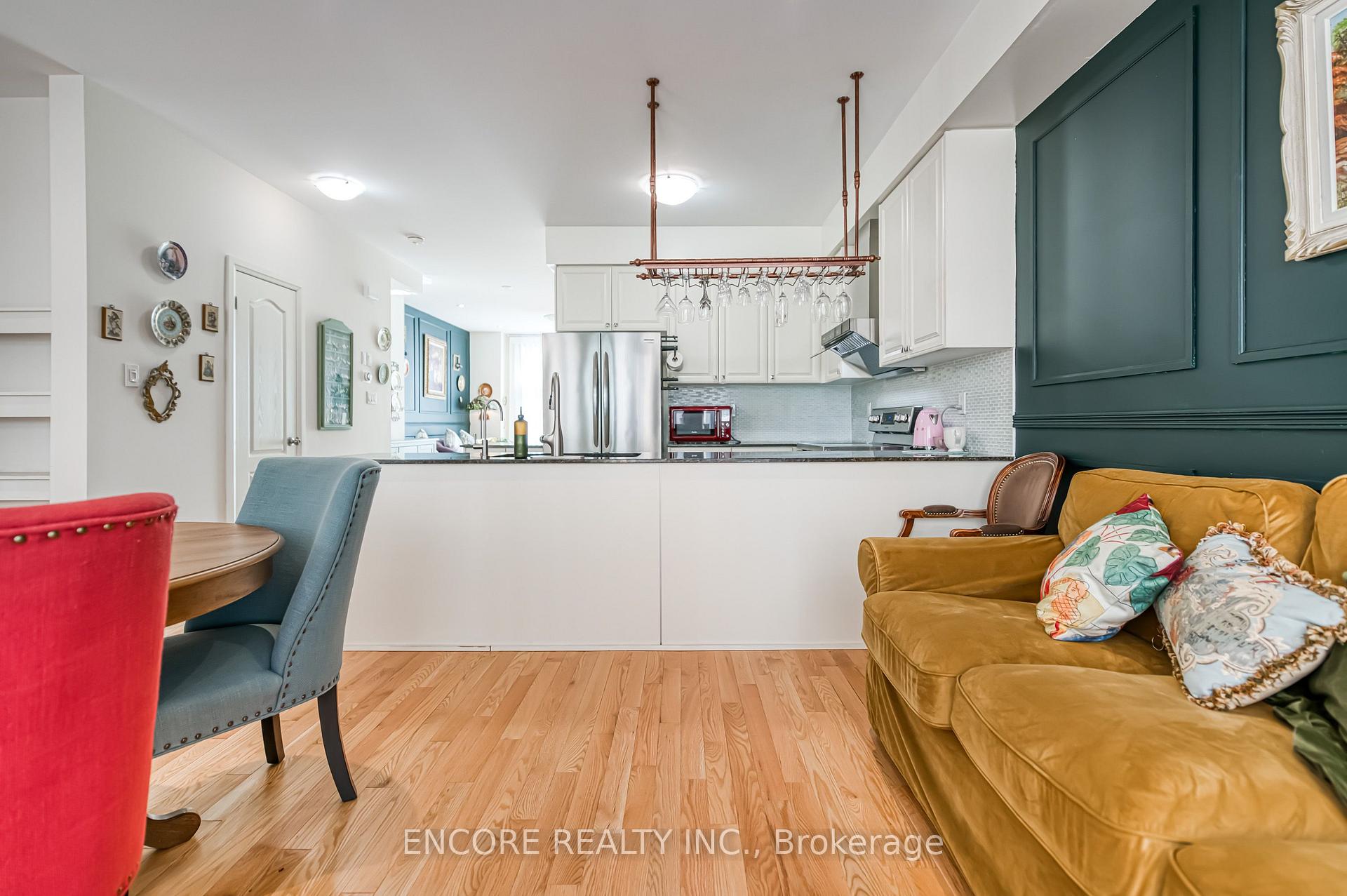 Photo 20 of 48 William Saville Street, Markham, Unionville — HOMEH