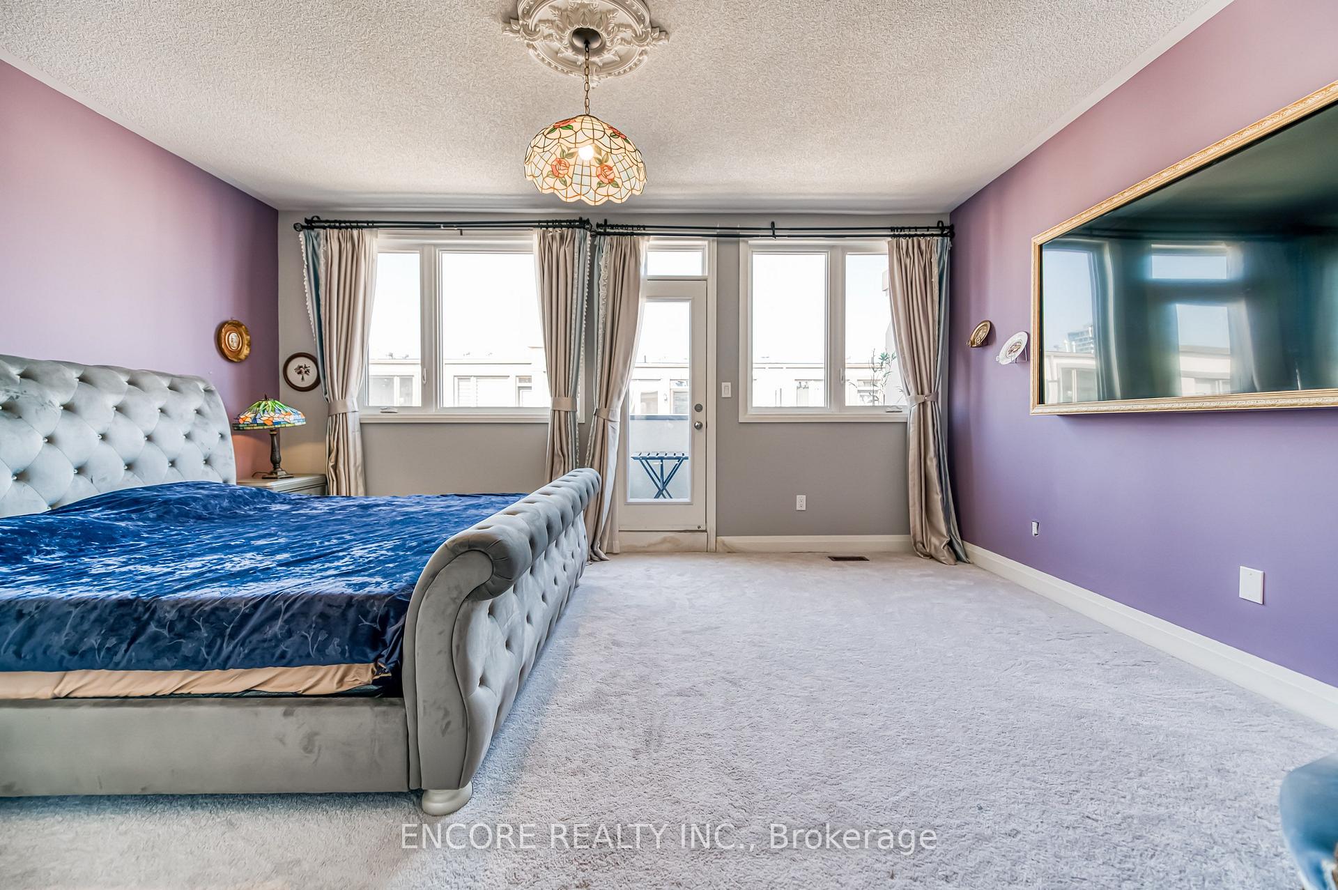 Photo 31 of 48 William Saville Street, Markham, Unionville — HOMEH