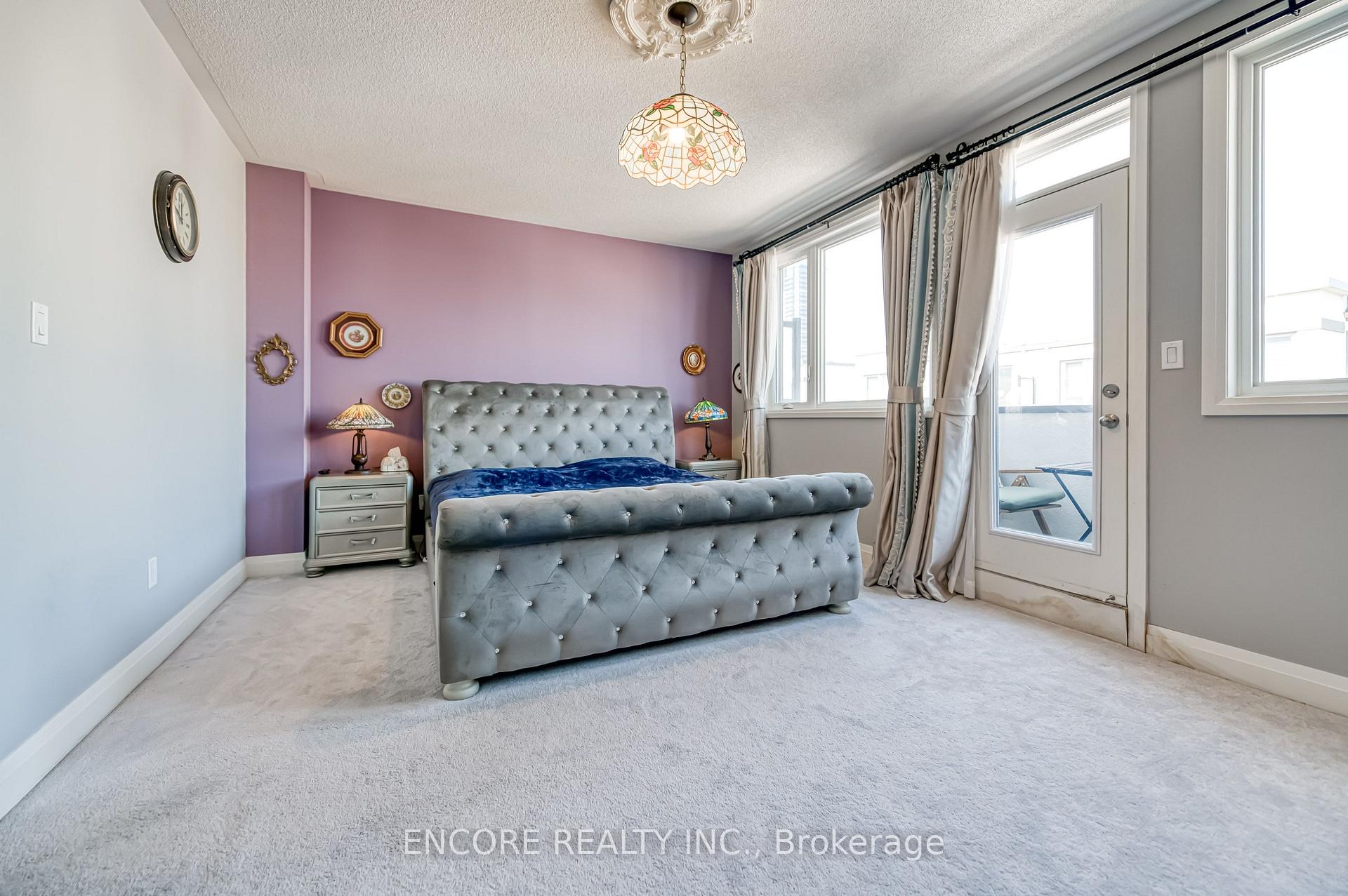 Photo 32 of 48 William Saville Street, Markham, Unionville — HOMEH