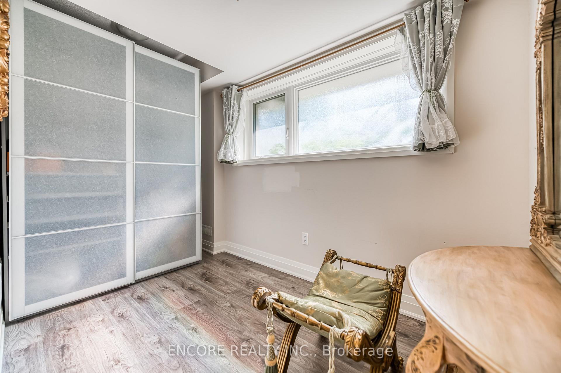 Photo 40 of 48 William Saville Street, Markham, Unionville — HOMEH