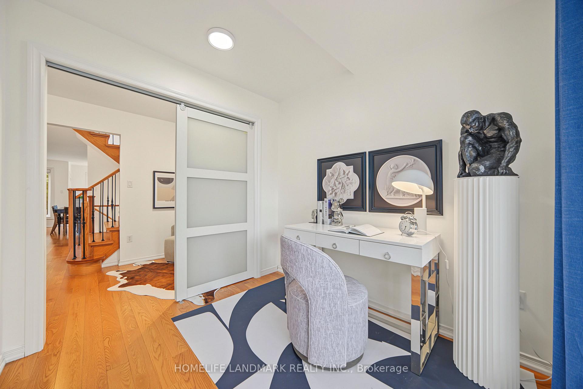 Photo 7 of 40 Silver Linden Drive, Richmond Hill, Langstaff — HOMEH