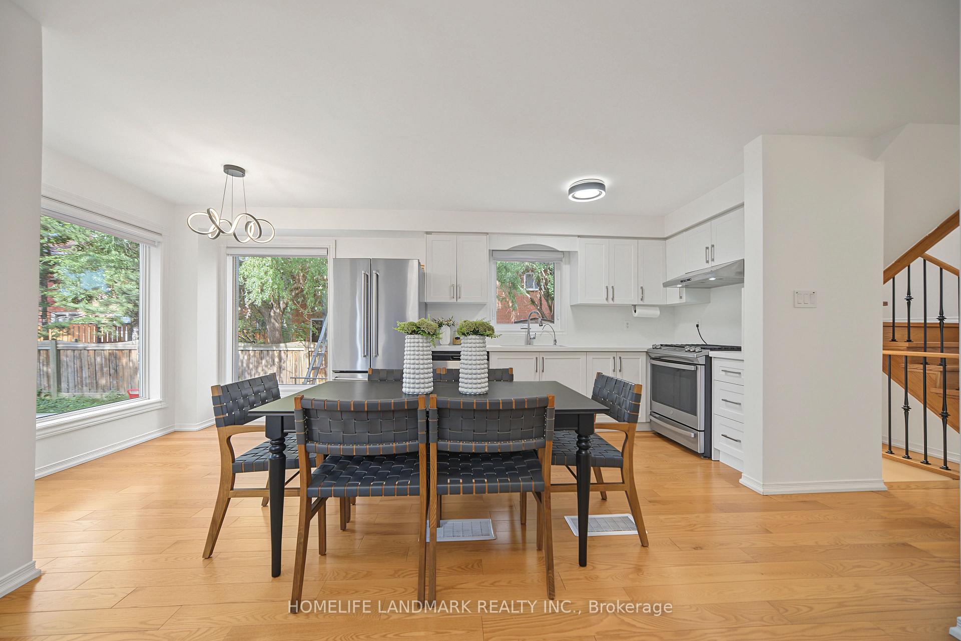 Photo 13 of 40 Silver Linden Drive, Richmond Hill, Langstaff — HOMEH