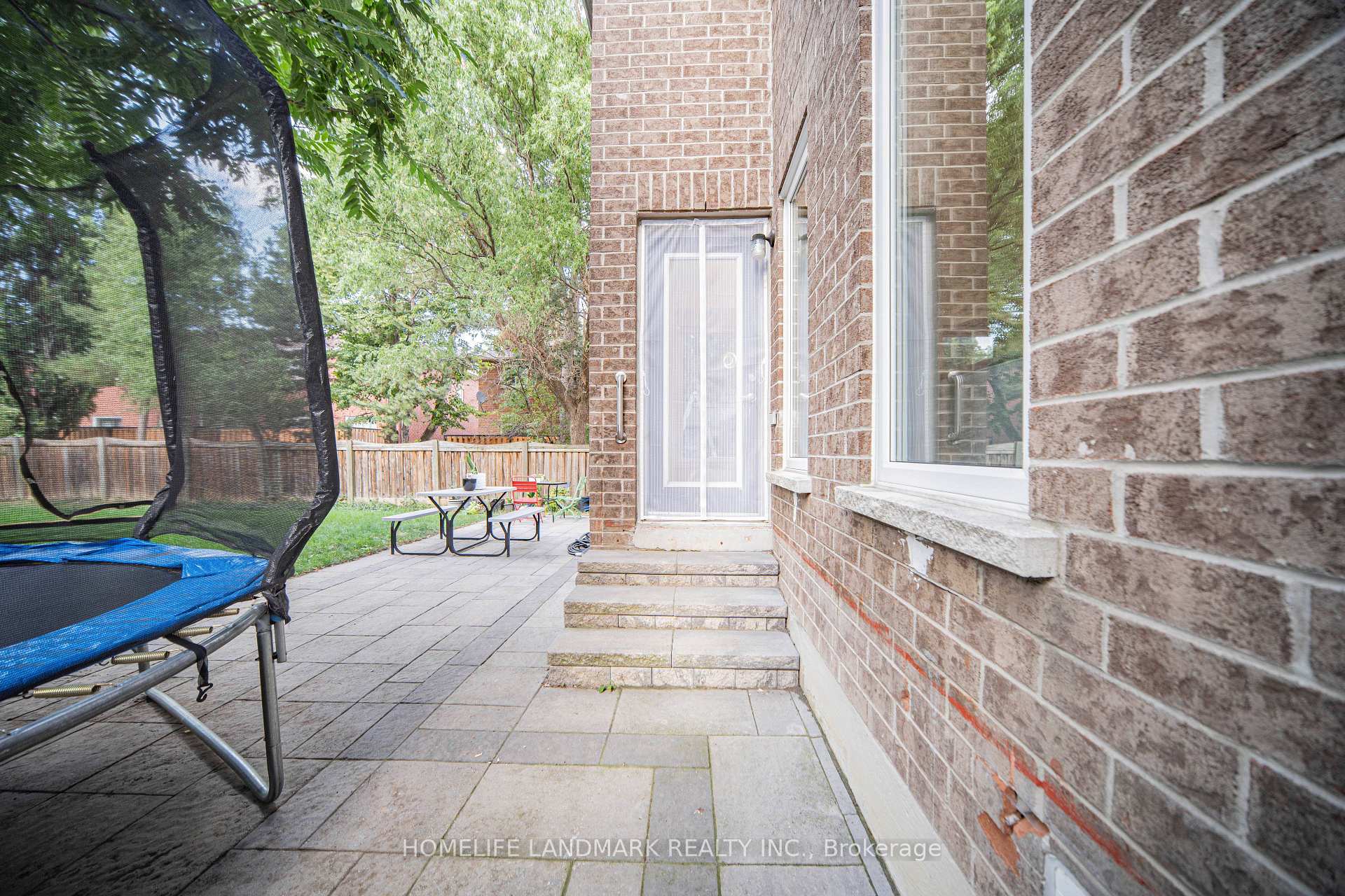 Photo 46 of 40 Silver Linden Drive, Richmond Hill, Langstaff — HOMEH