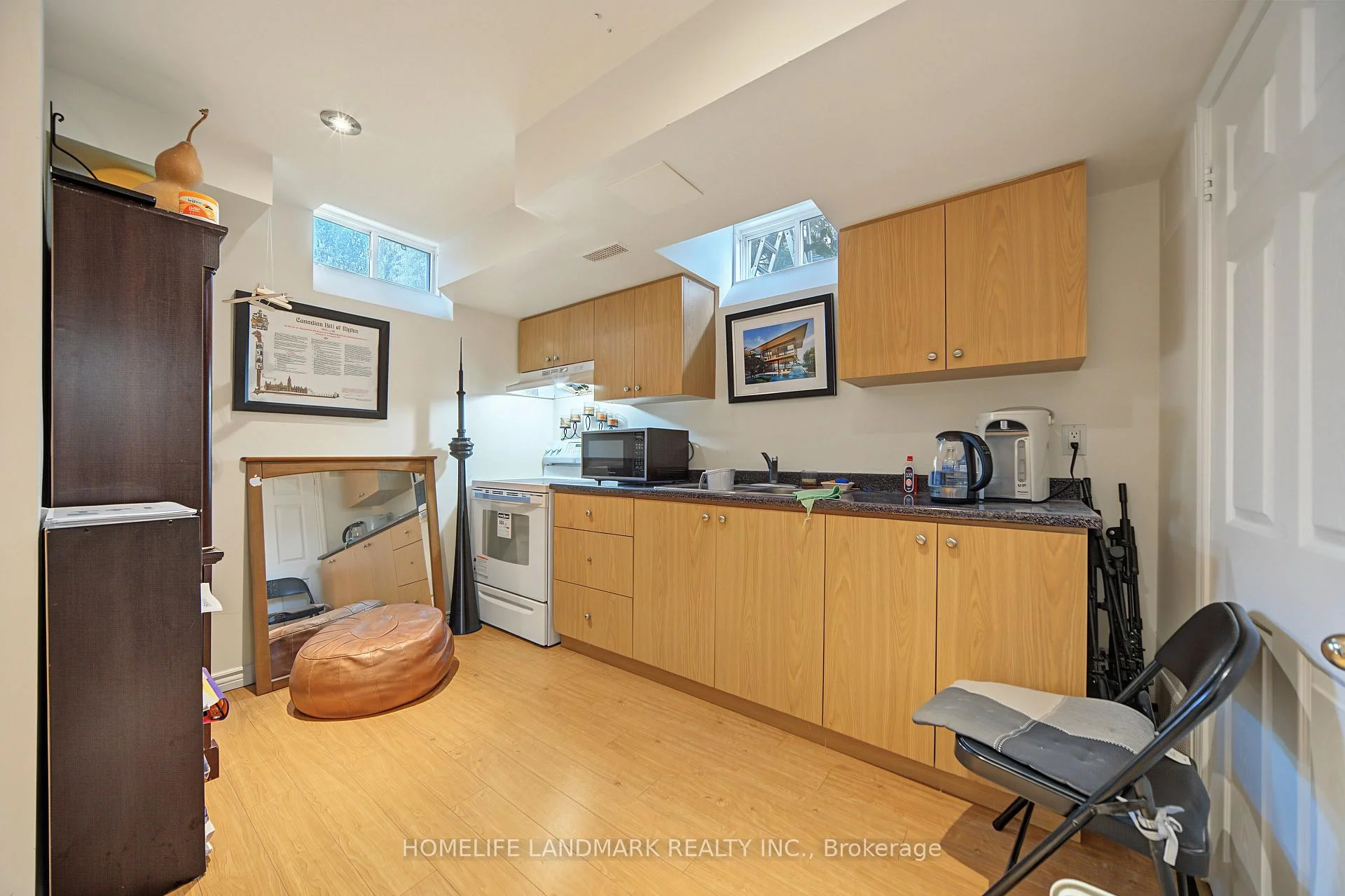 Photo 26 of 40 Silver Linden Drive, Richmond Hill, Langstaff — HOMEH