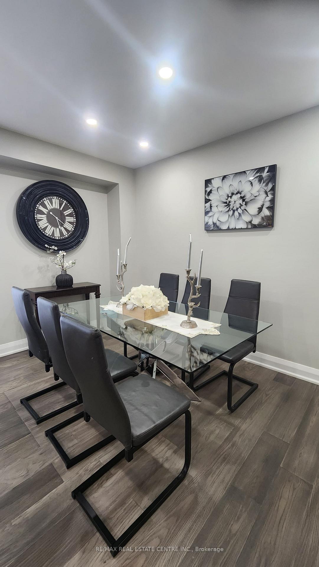 Photo 10 of Unit Main, 4079 Trapper Crescent, Mississauga, Erin Mills — HOMEH
