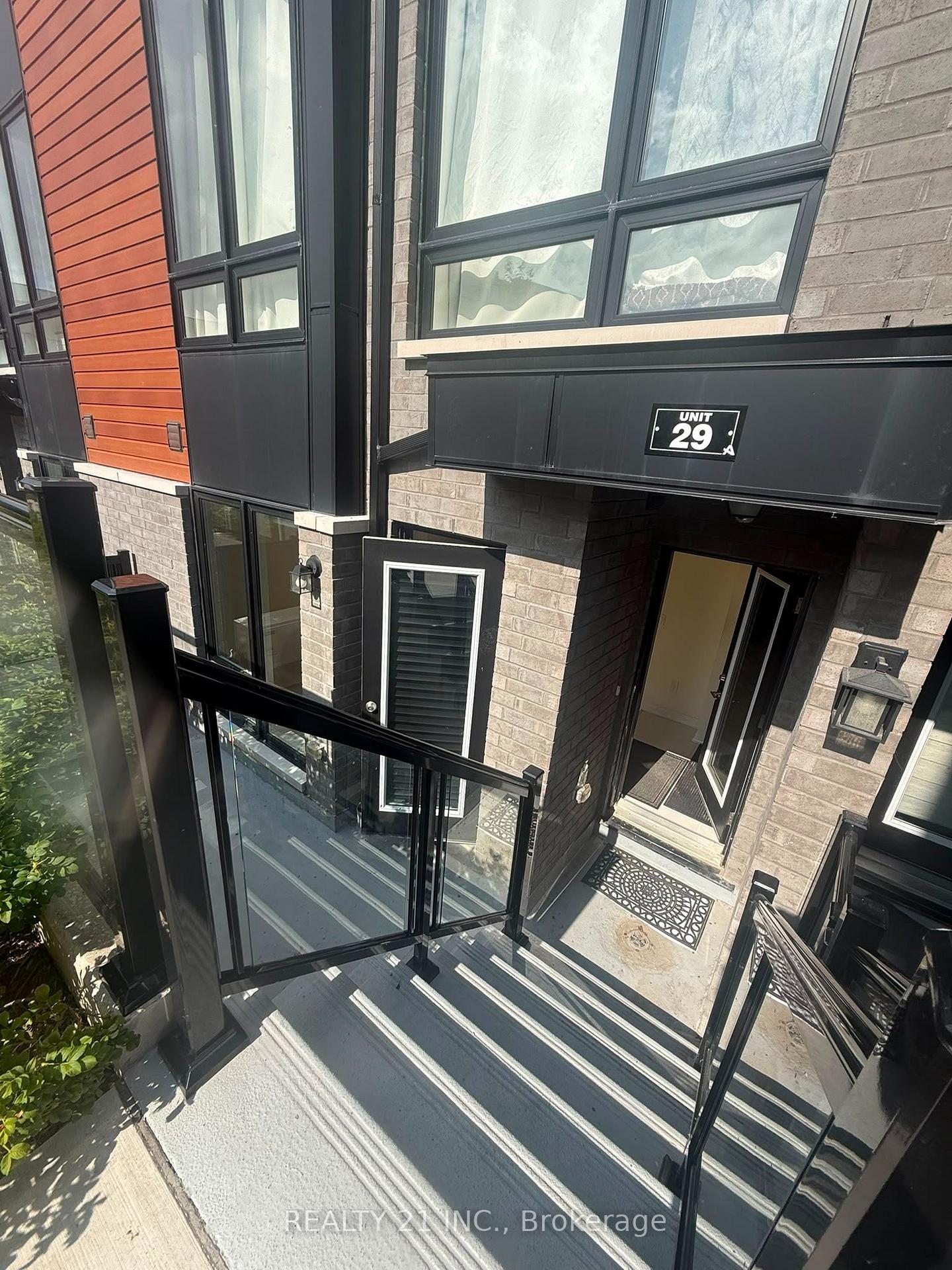 Photo 2 of 30 Liben Way, Scarborough, Malvern — HOMEH