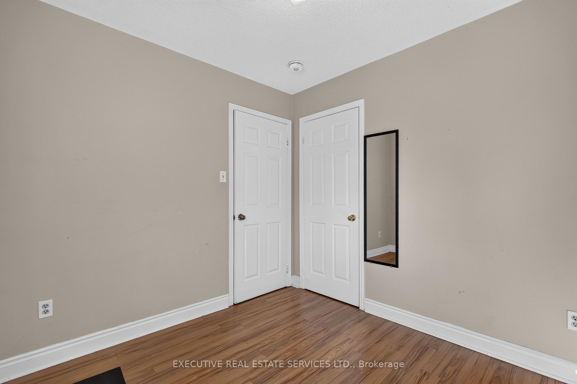 Photo 49 of 5489 Cosmic Crescent, Mississauga, Hurontario — HOMEH