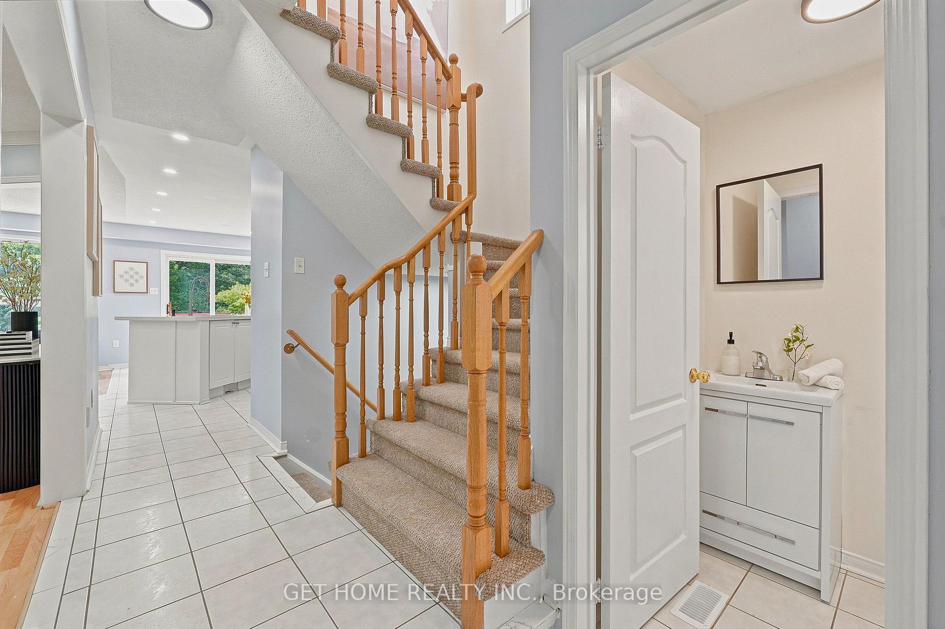 Photo 7 of 50 Willow Park Drive, Brampton, Sandringham-Wellington — HOMEH