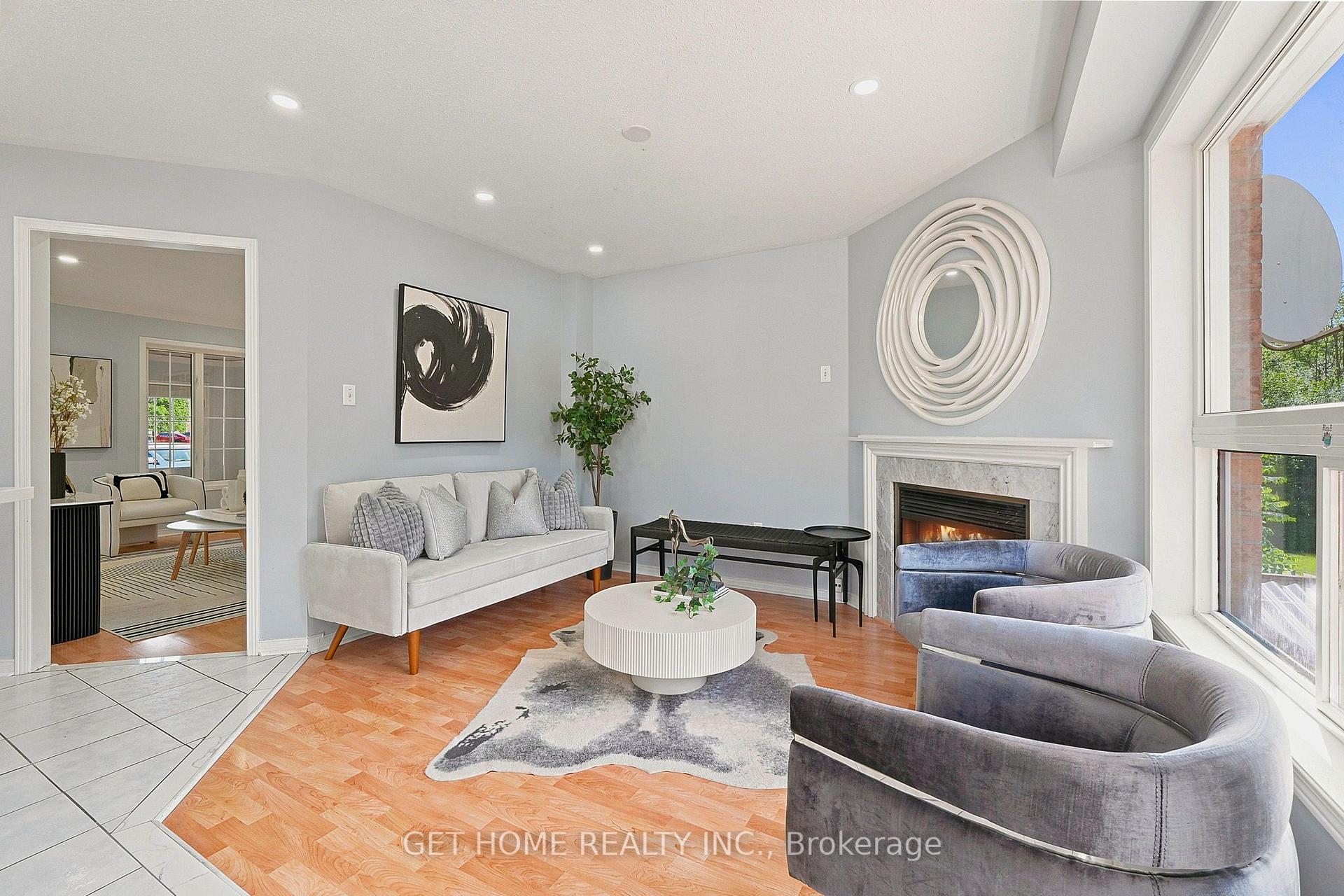 Photo 13 of 50 Willow Park Drive, Brampton, Sandringham-Wellington — HOMEH