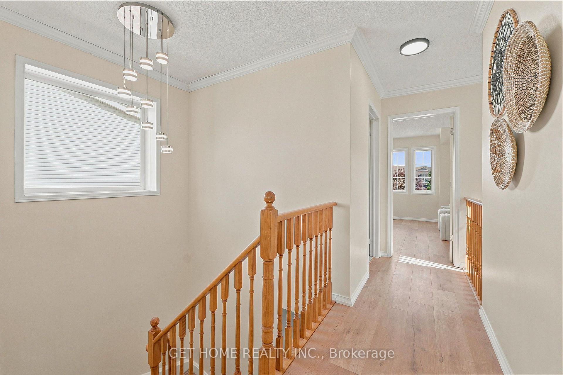 Photo 19 of 50 Willow Park Drive, Brampton, Sandringham-Wellington — HOMEH