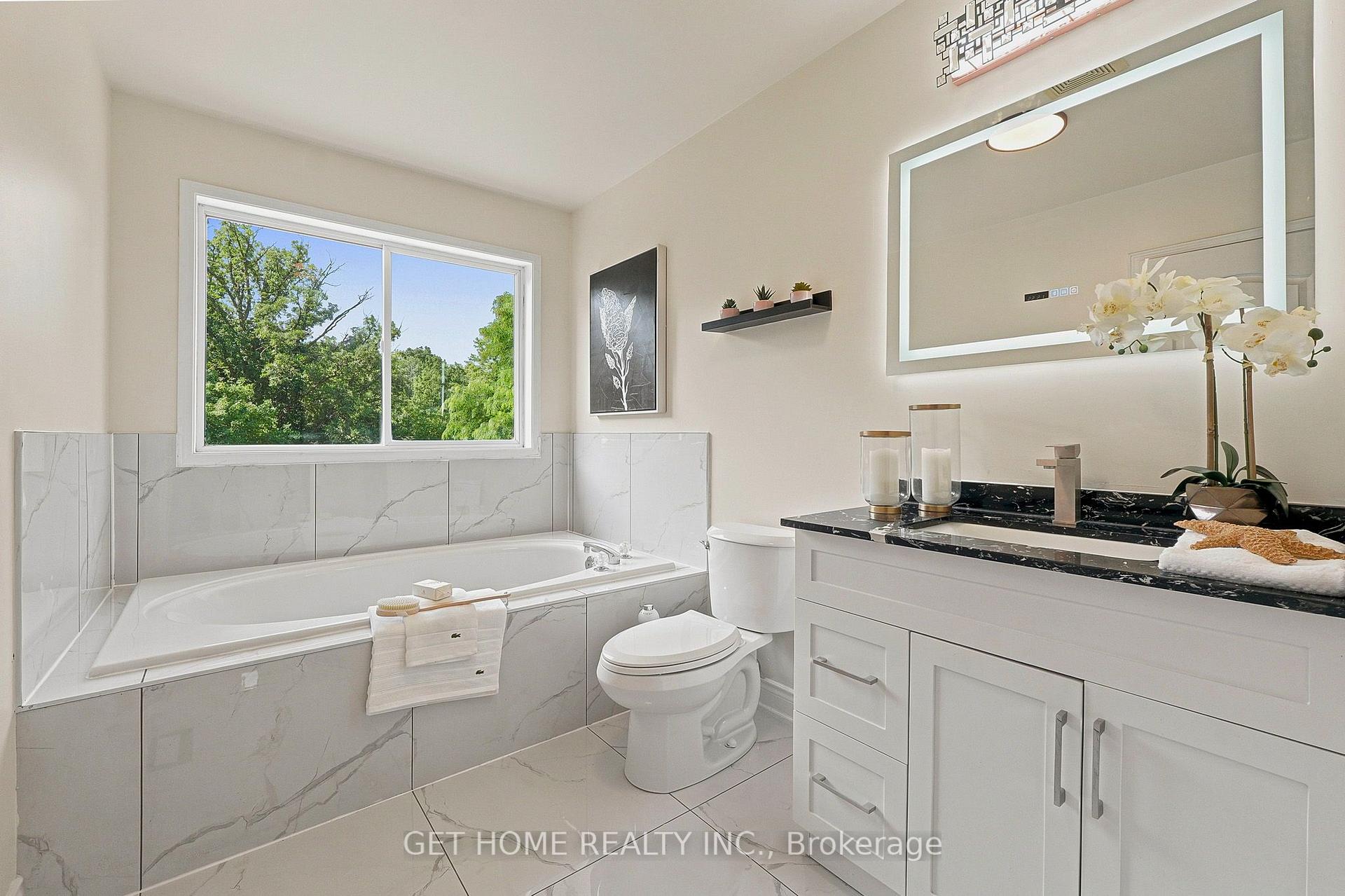 Photo 26 of 50 Willow Park Drive, Brampton, Sandringham-Wellington — HOMEH