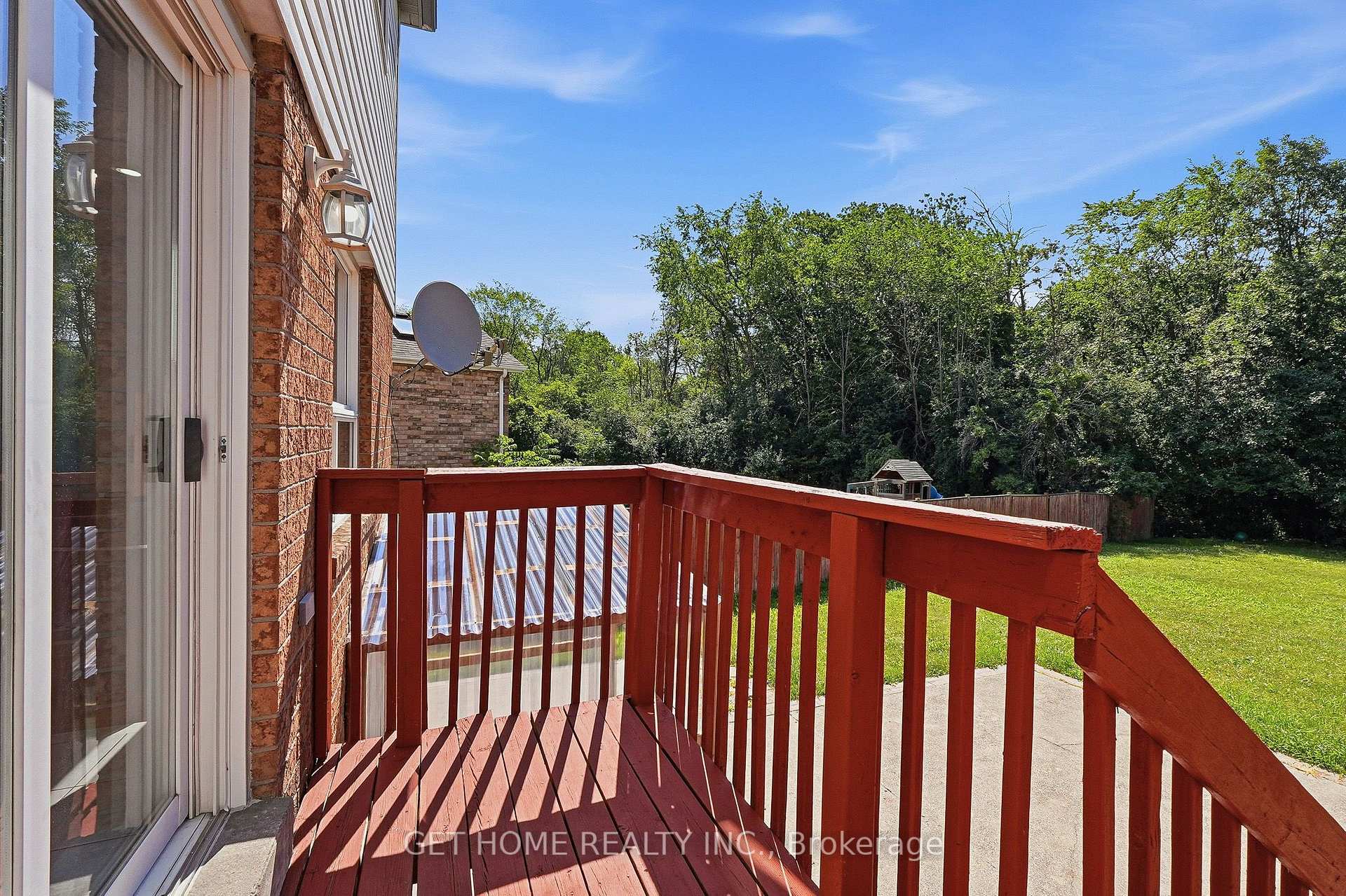 Photo 46 of 50 Willow Park Drive, Brampton, Sandringham-Wellington — HOMEH