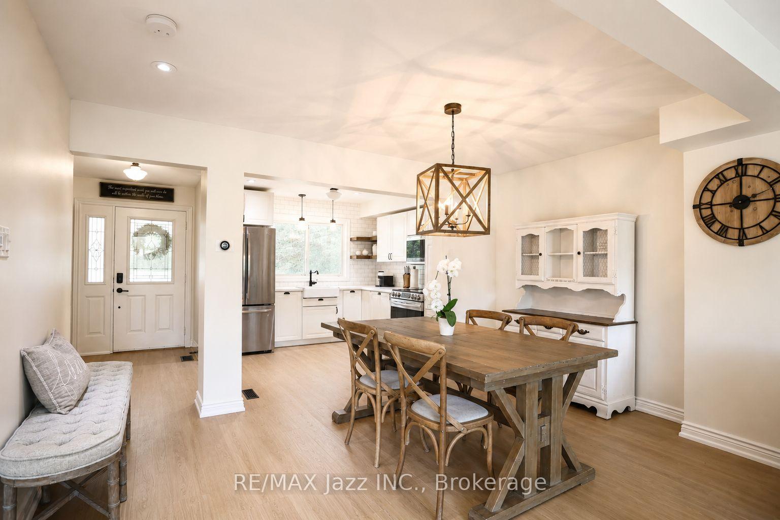 Photo 5 of 304 Annes Street, Whitby, Lynde Creek — HOMEH