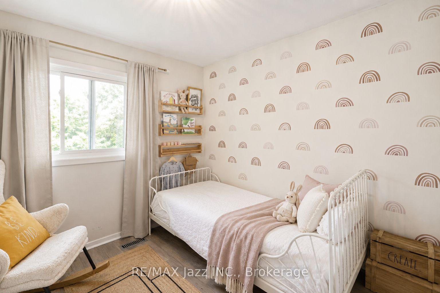 Photo 11 of 304 Annes Street, Whitby, Lynde Creek — HOMEH