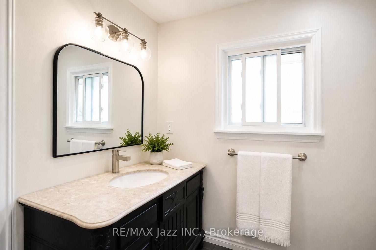 Photo 12 of 304 Annes Street, Whitby, Lynde Creek — HOMEH