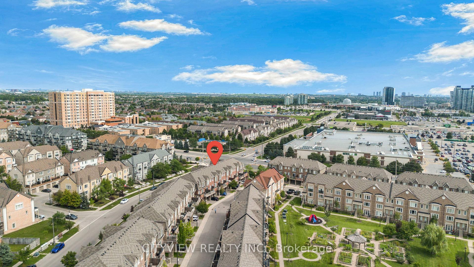 Photo 5 of Unit 5, 3170 Boxford Crescent, Mississauga, Churchill Meadows — HOMEH
