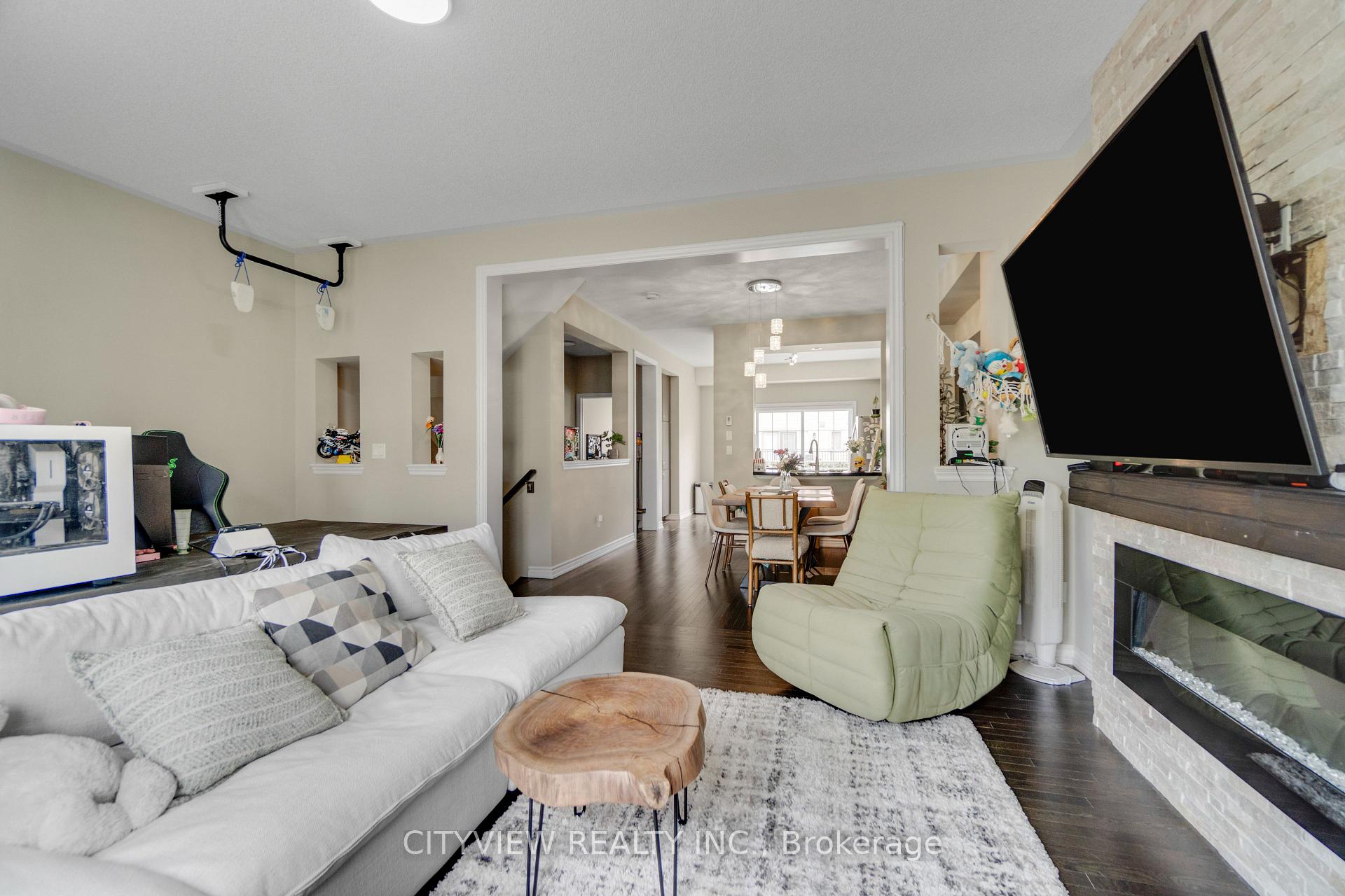 Photo 17 of Unit 5, 3170 Boxford Crescent, Mississauga, Churchill Meadows — HOMEH