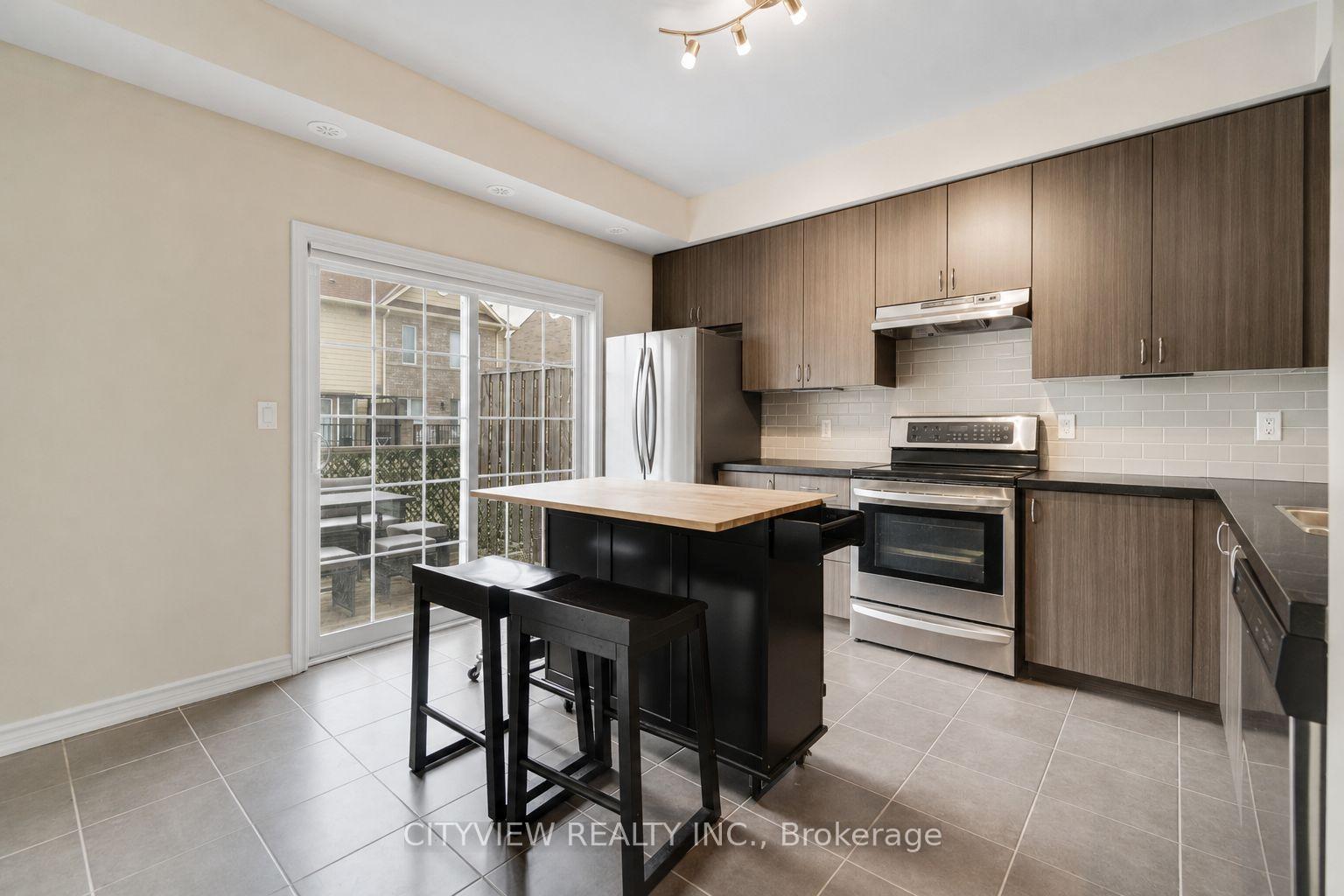 Photo 24 of Unit 5, 3170 Boxford Crescent, Mississauga, Churchill Meadows — HOMEH