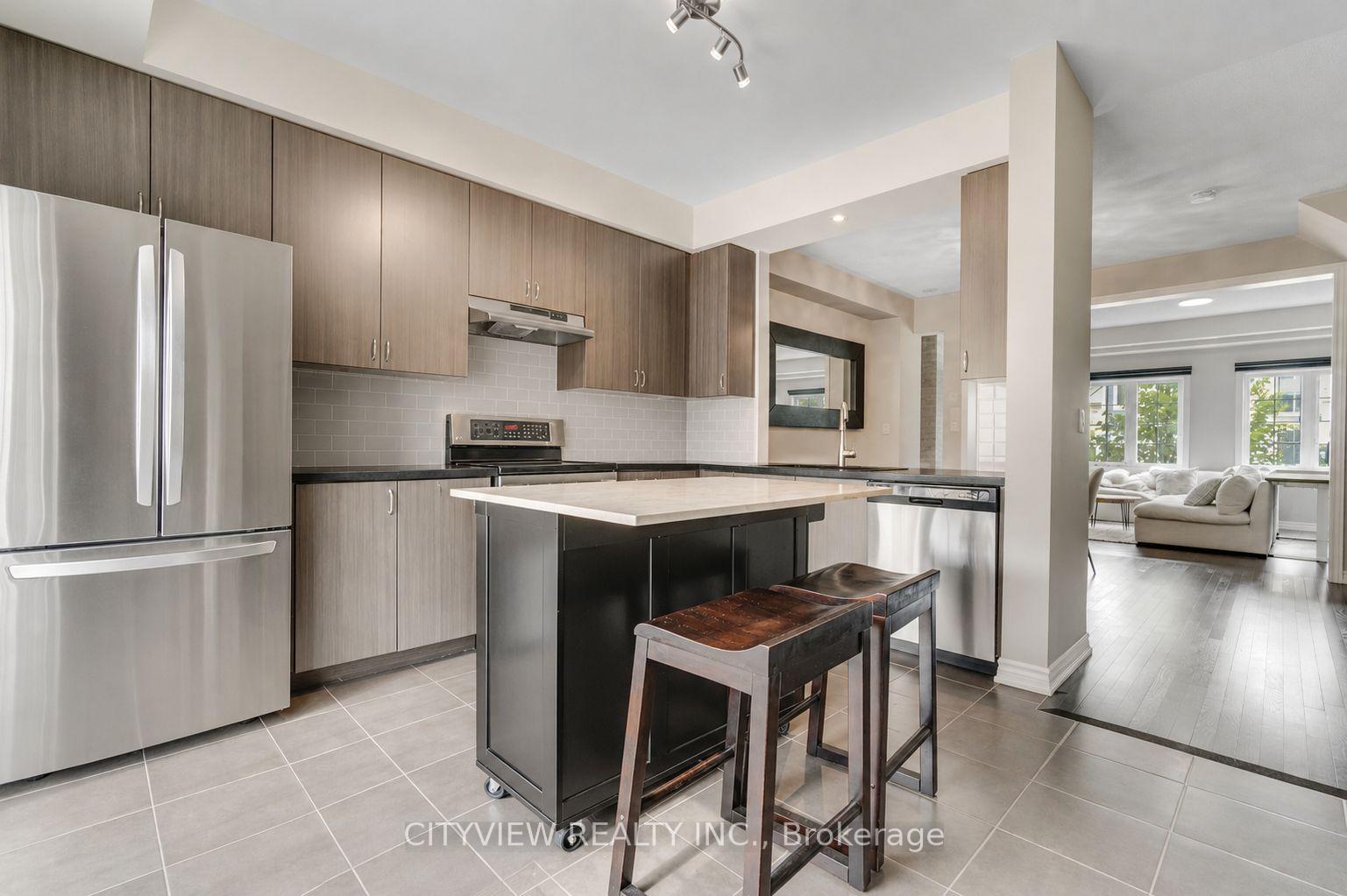 Photo 25 of Unit 5, 3170 Boxford Crescent, Mississauga, Churchill Meadows — HOMEH