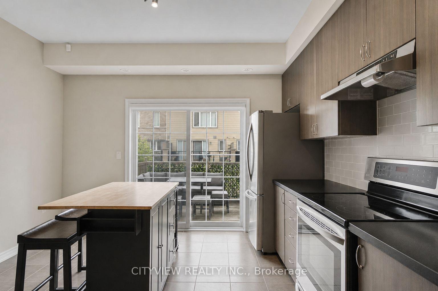 Photo 26 of Unit 5, 3170 Boxford Crescent, Mississauga, Churchill Meadows — HOMEH