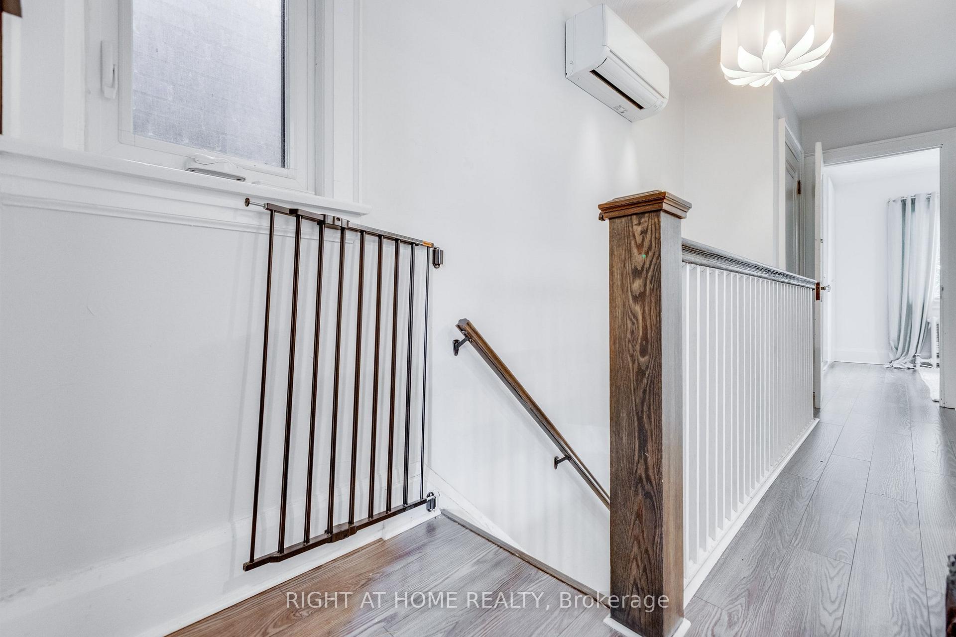 Photo 17 of 386 Winona Drive, Toronto, Oakwood Village — HOMEH