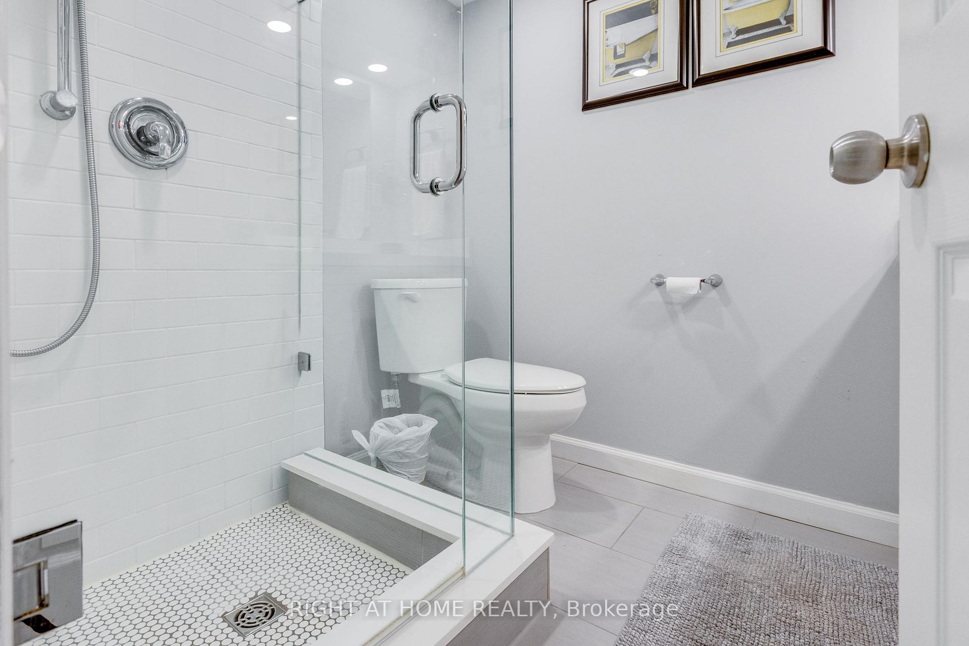 Photo 32 of 386 Winona Drive, Toronto, Oakwood Village — HOMEH