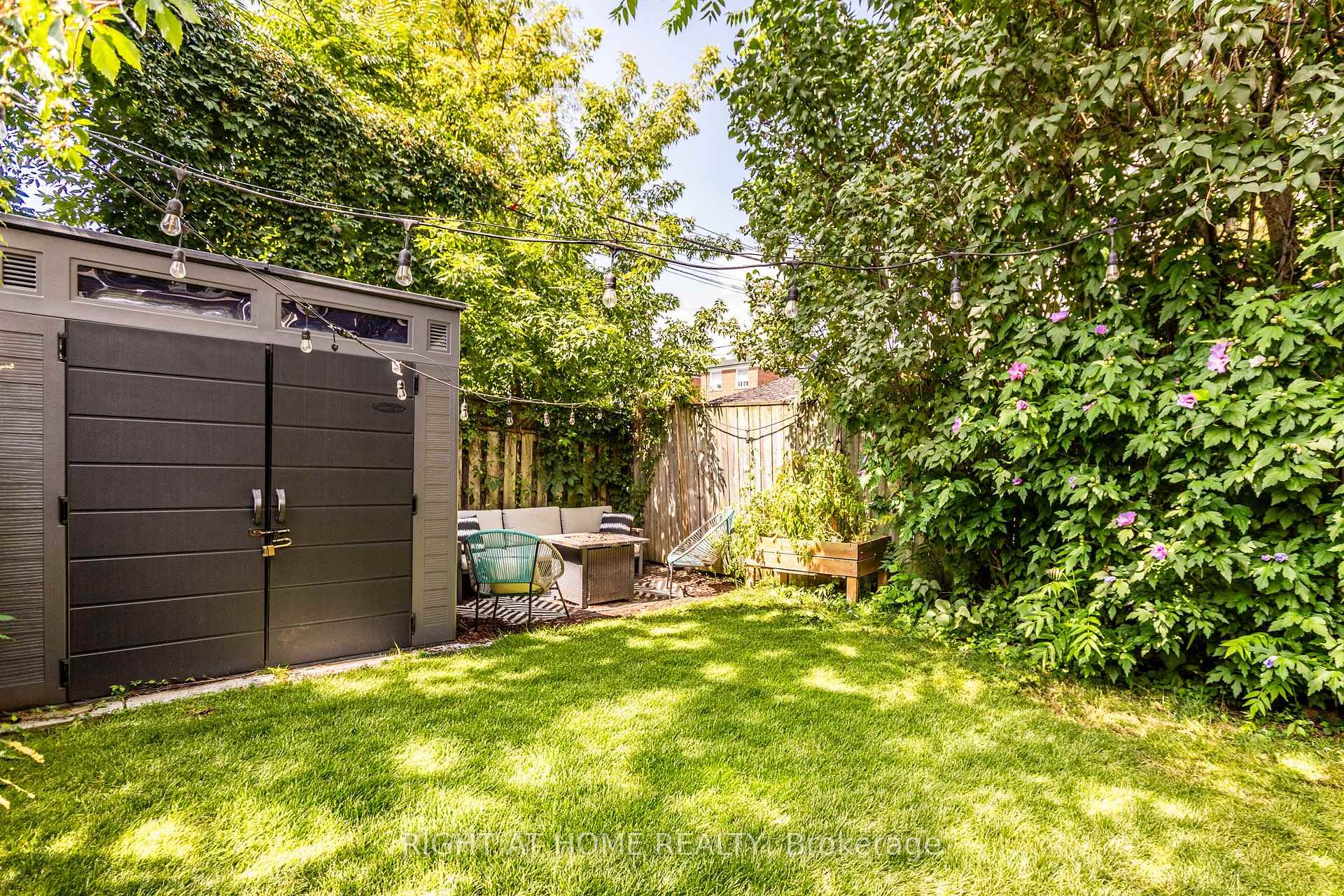 Photo 37 of 386 Winona Drive, Toronto, Oakwood Village — HOMEH