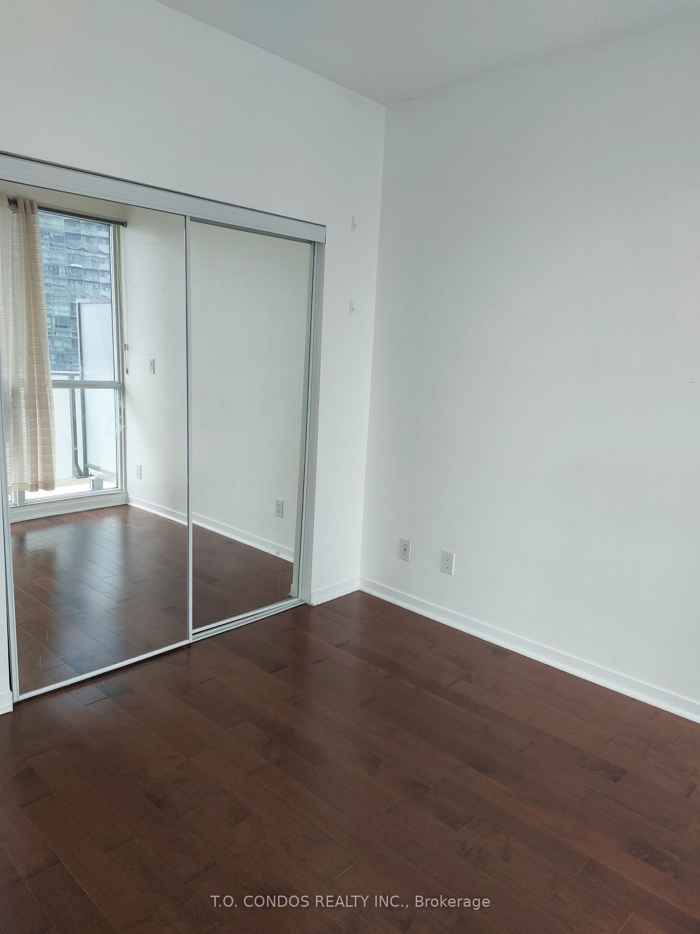 Photo 10 of Unit 3010, 55 Bremner Boulevard, Toronto, Waterfront Communities — HOMEH