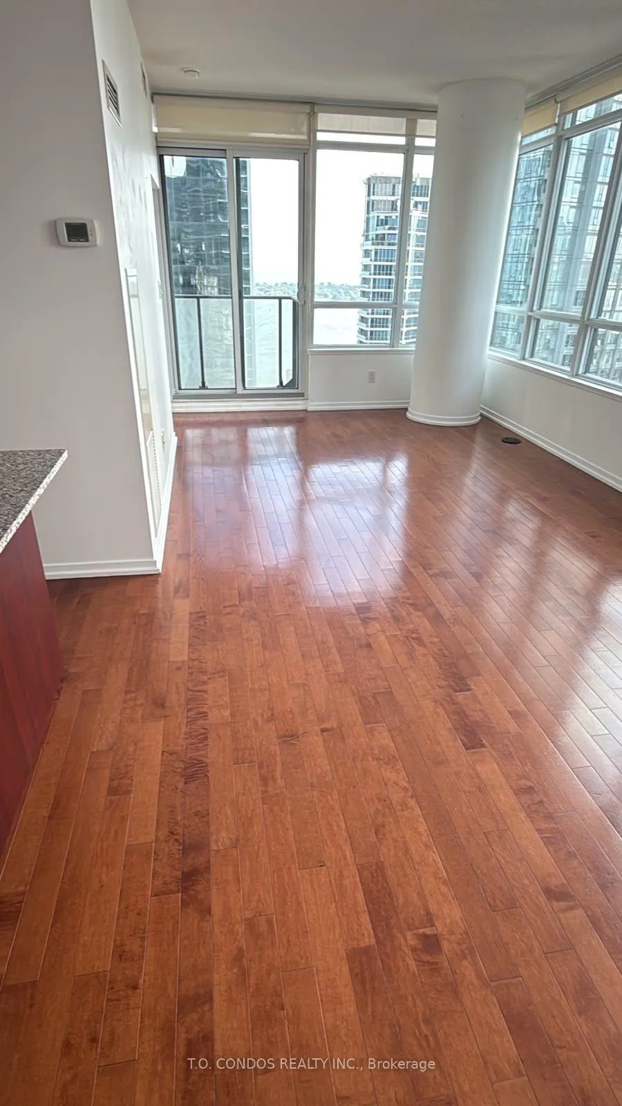 Photo 7 of Unit 3010, 55 Bremner Boulevard, Toronto, Waterfront Communities — HOMEH
