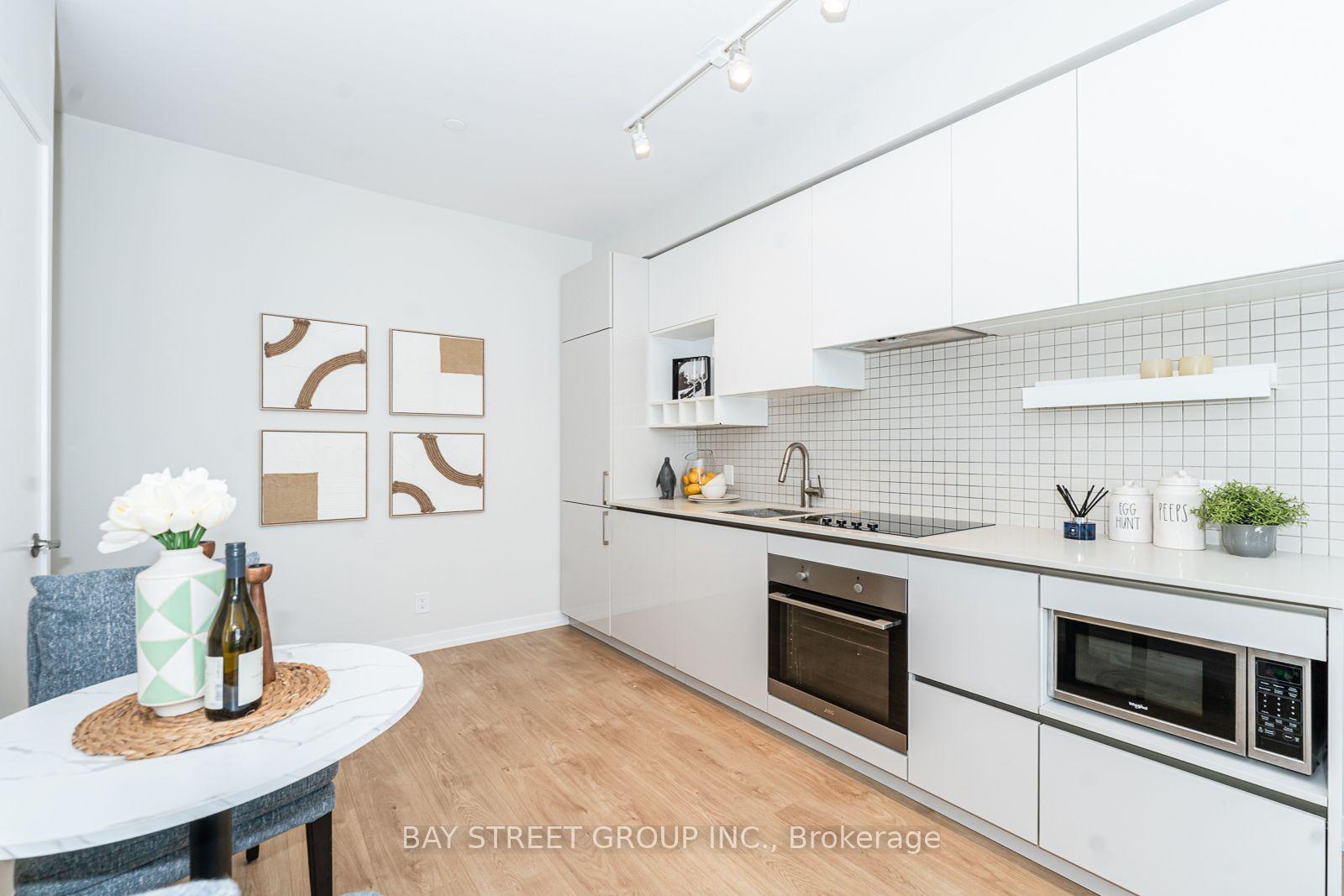 Photo 3 of Unit 3111, 950 Portage Parkway, Vaughan, Vaughan Corporate Centre — HOMEH