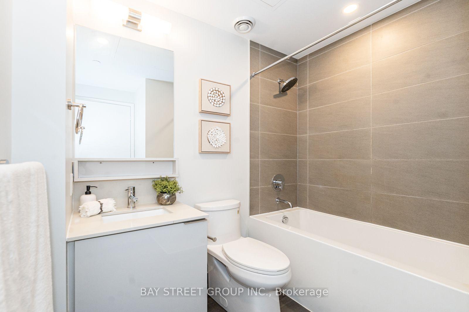Photo 17 of Unit 3111, 950 Portage Parkway, Vaughan, Vaughan Corporate Centre — HOMEH