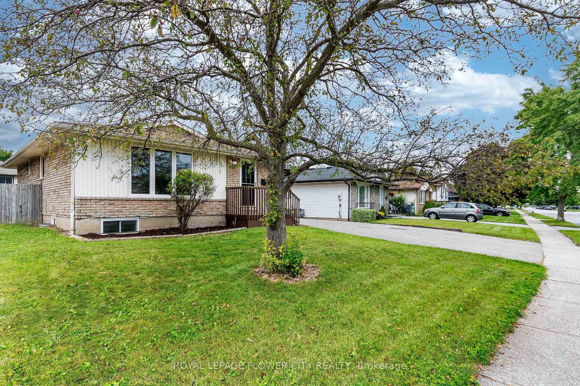 Photo 5 of 135 Keefer Road, Thorold, Confederation Heights — HOMEH