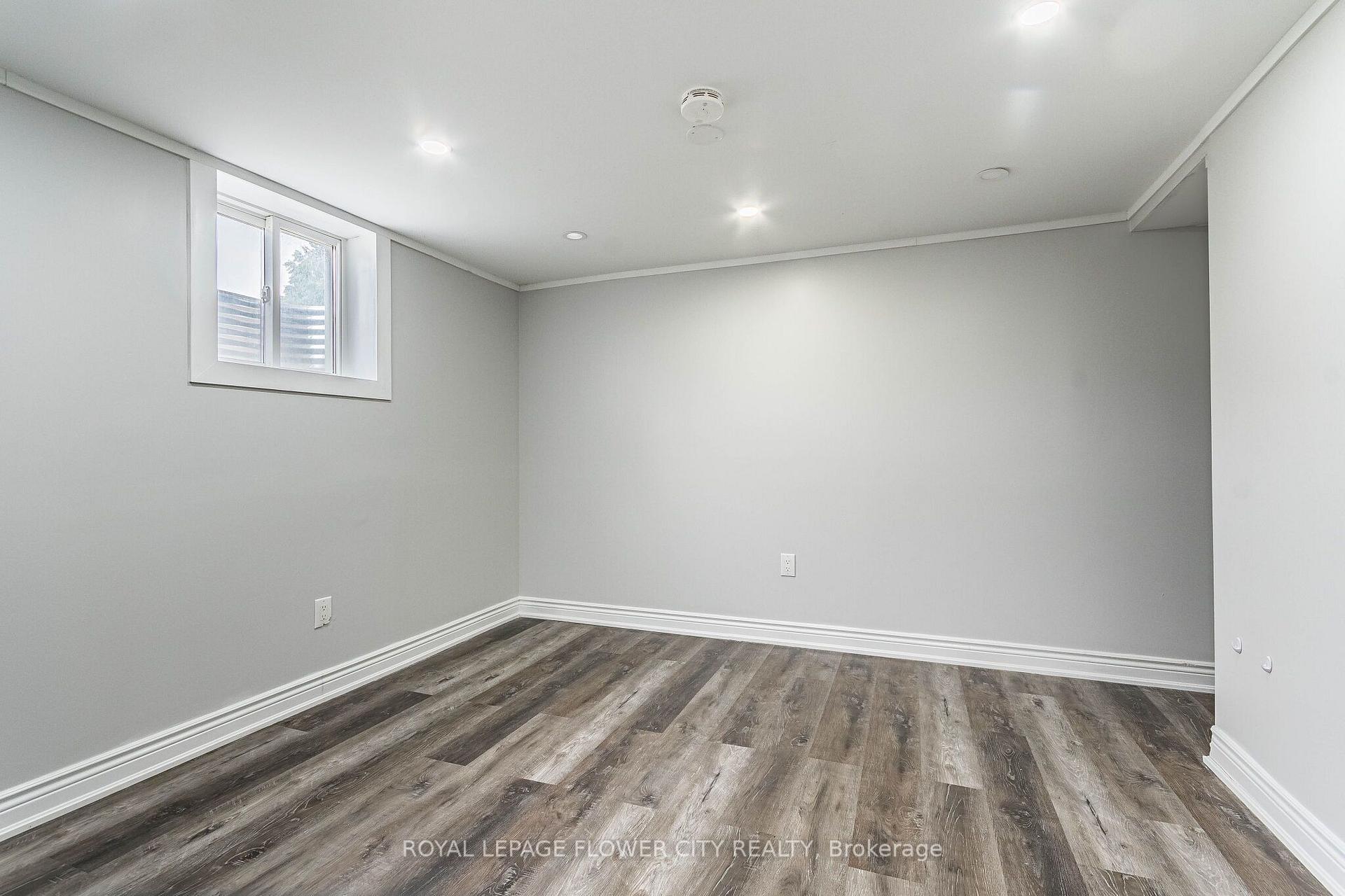 Photo 40 of 135 Keefer Road, Thorold, Confederation Heights — HOMEH