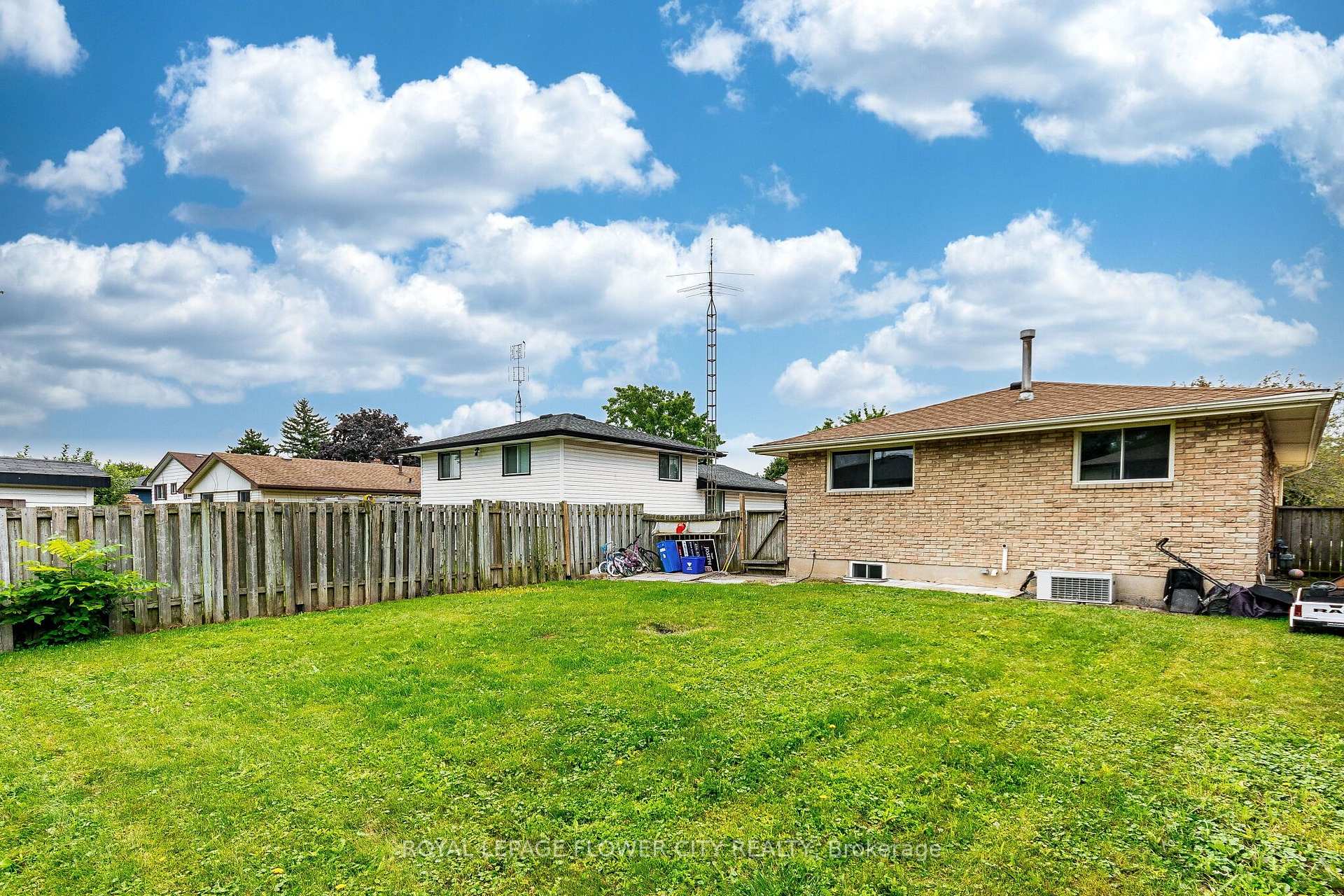 Photo 49 of 135 Keefer Road, Thorold, Confederation Heights — HOMEH