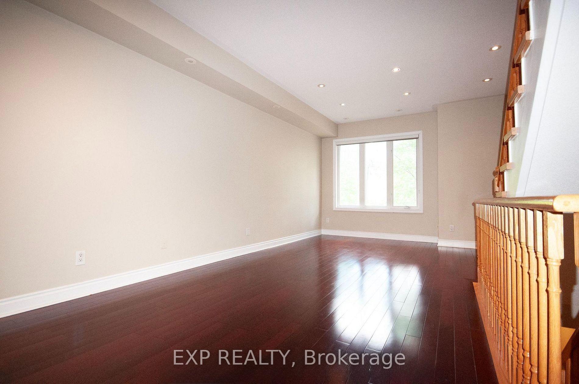 Photo 13 of 57 Galleria Parkway, Markham, Commerce Valley — HOMEH