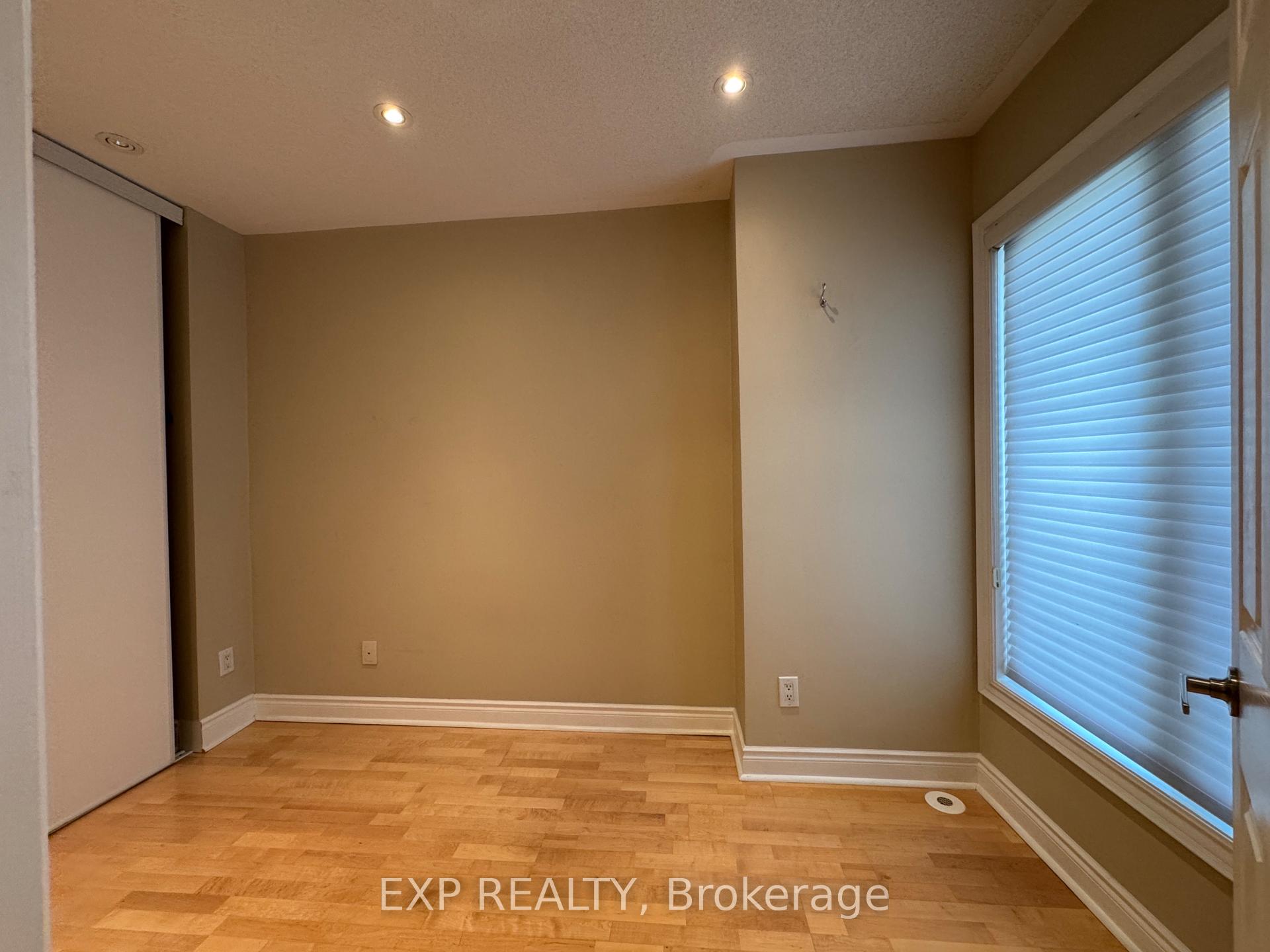 Photo 14 of 57 Galleria Parkway, Markham, Commerce Valley — HOMEH