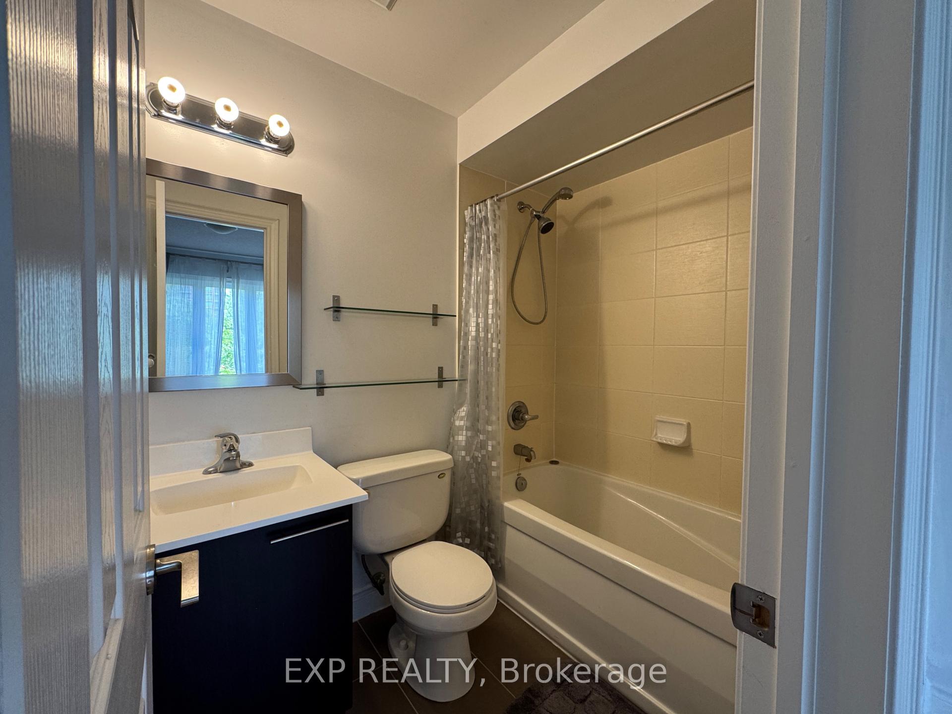 Photo 16 of 57 Galleria Parkway, Markham, Commerce Valley — HOMEH