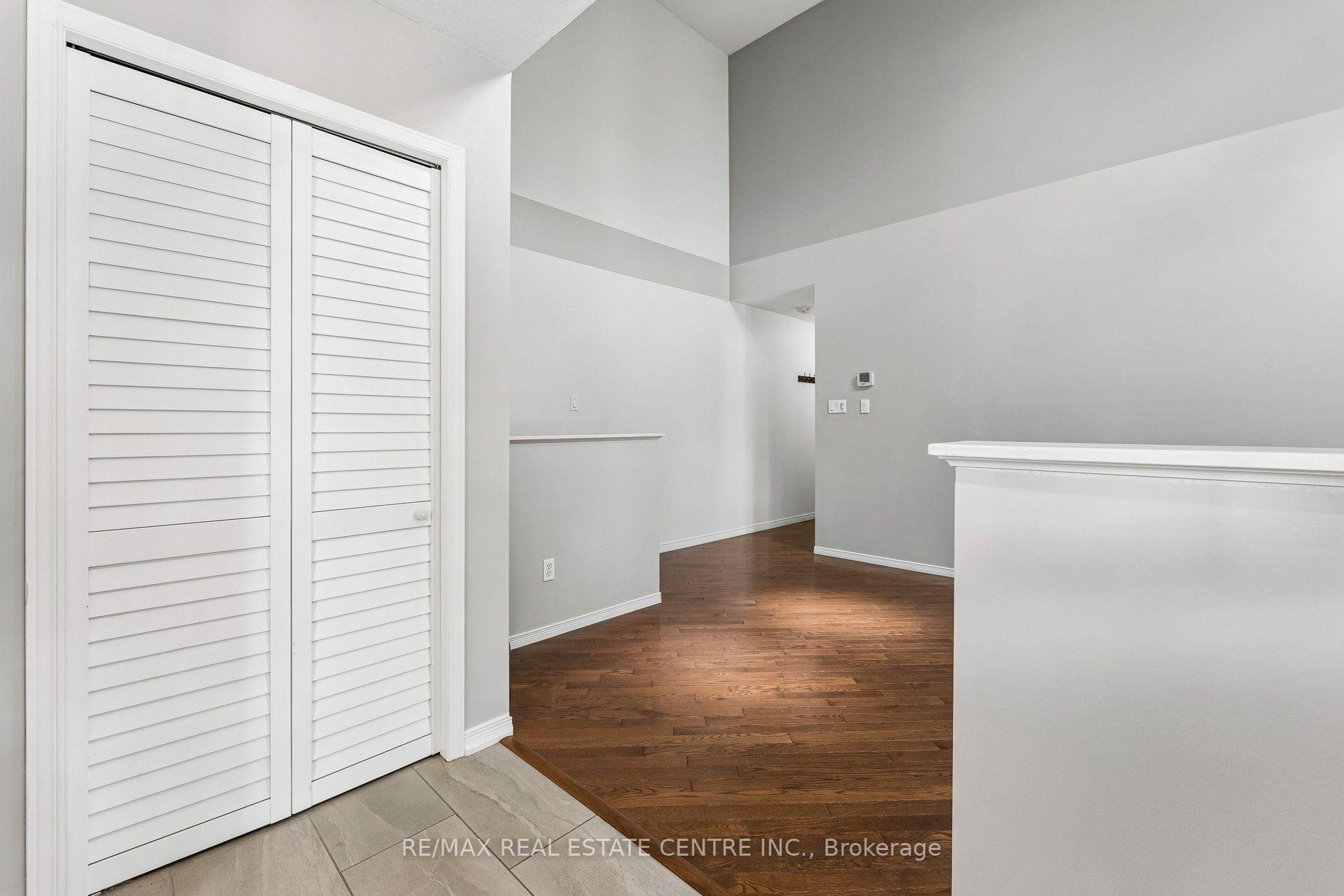 Photo 5 of 131 Montgomery Boulevard, Orangeville — HOMEH