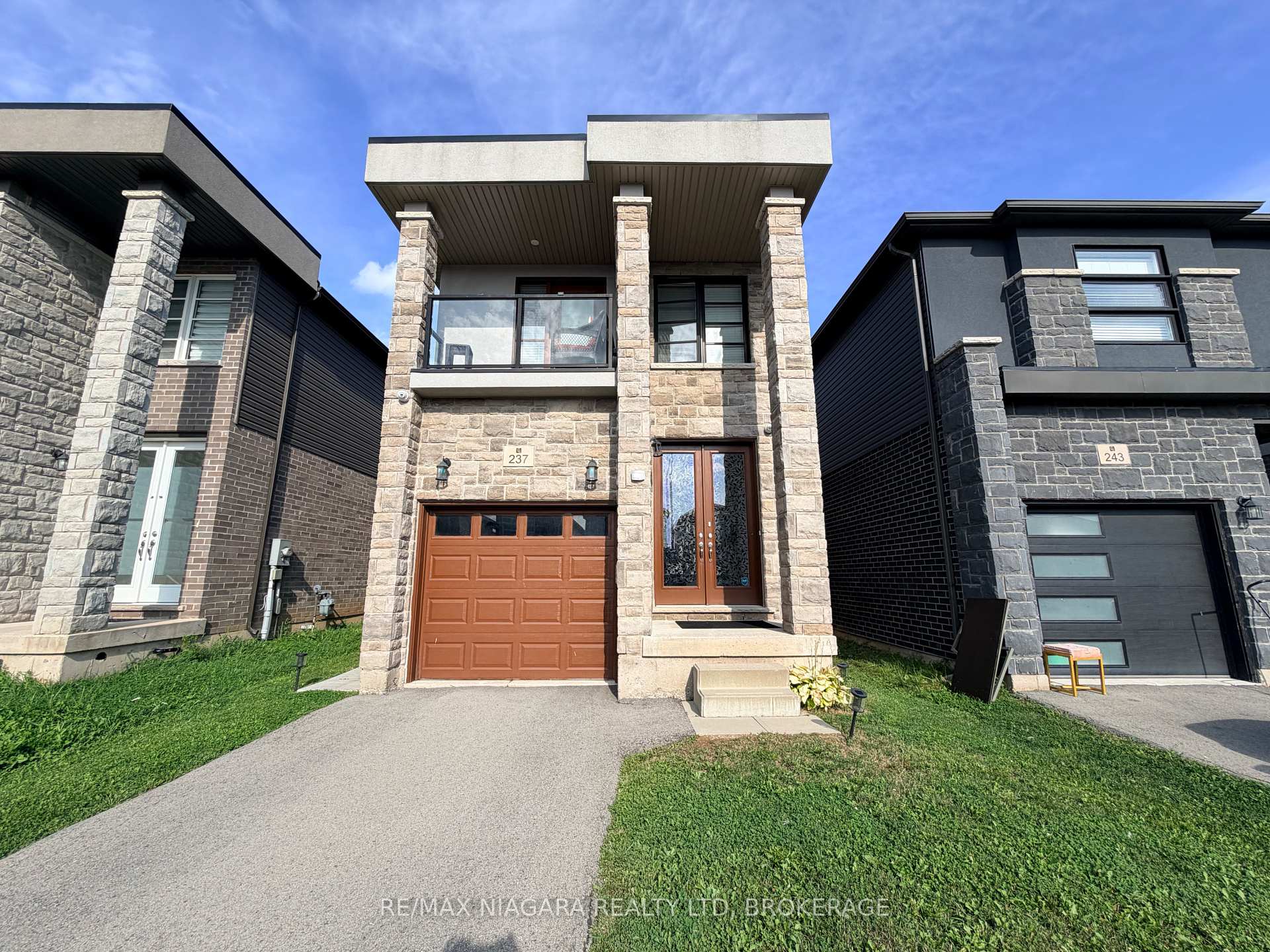Photo 1 of Unit Main, 237 Louise Street, Welland, Lincoln/Crowland — HOMEH