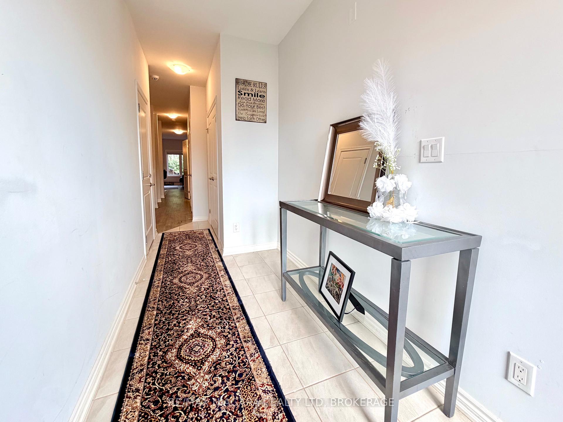 Photo 3 of Unit Main, 237 Louise Street, Welland, Lincoln/Crowland — HOMEH