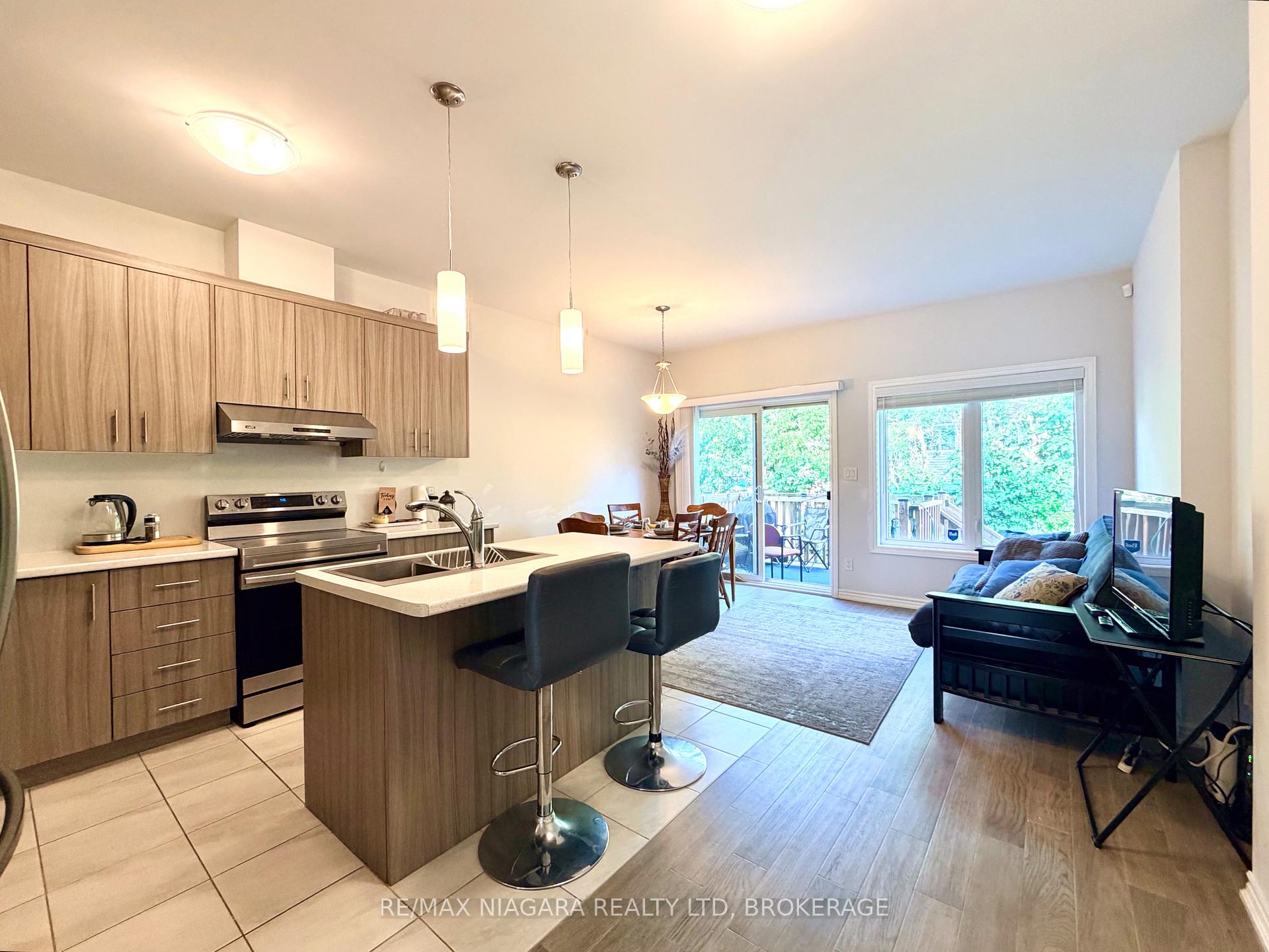 Photo 8 of Unit Main, 237 Louise Street, Welland, Lincoln/Crowland — HOMEH
