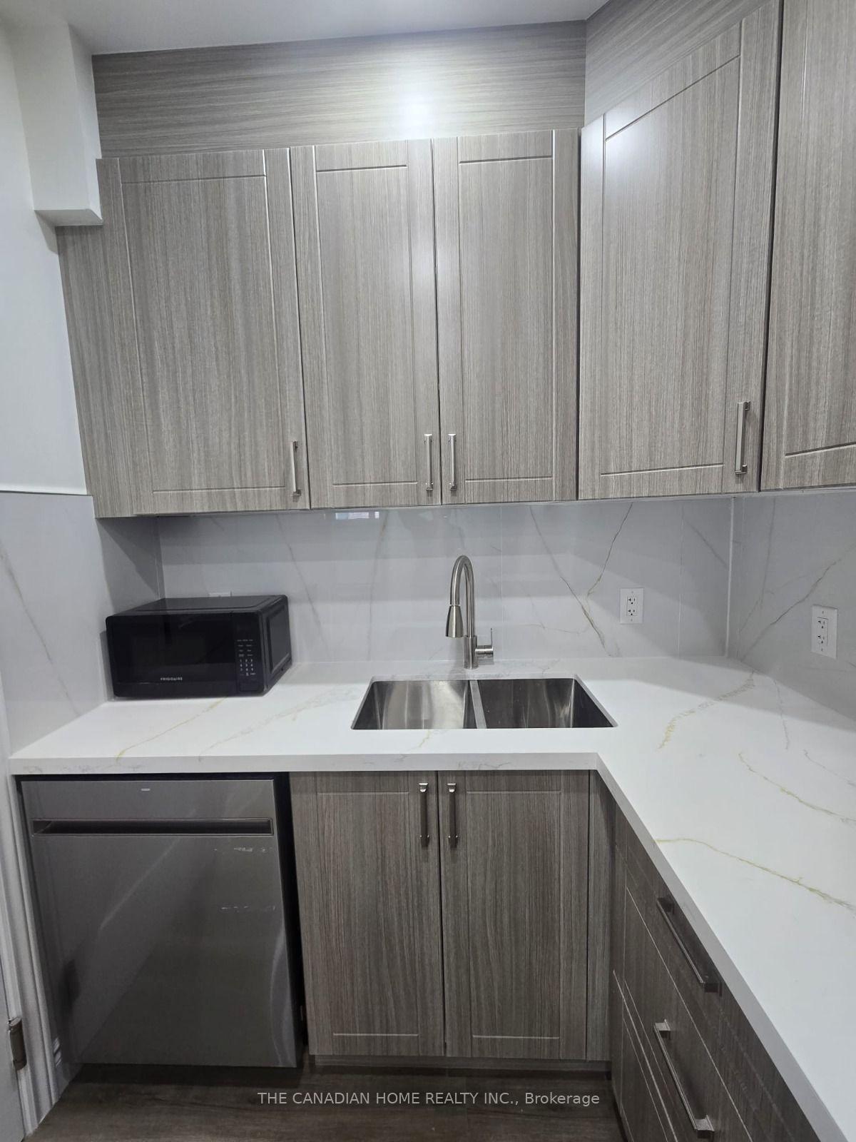 Photo 15 of 3155 Travertine Drive, Oakville, Northwest — HOMEH