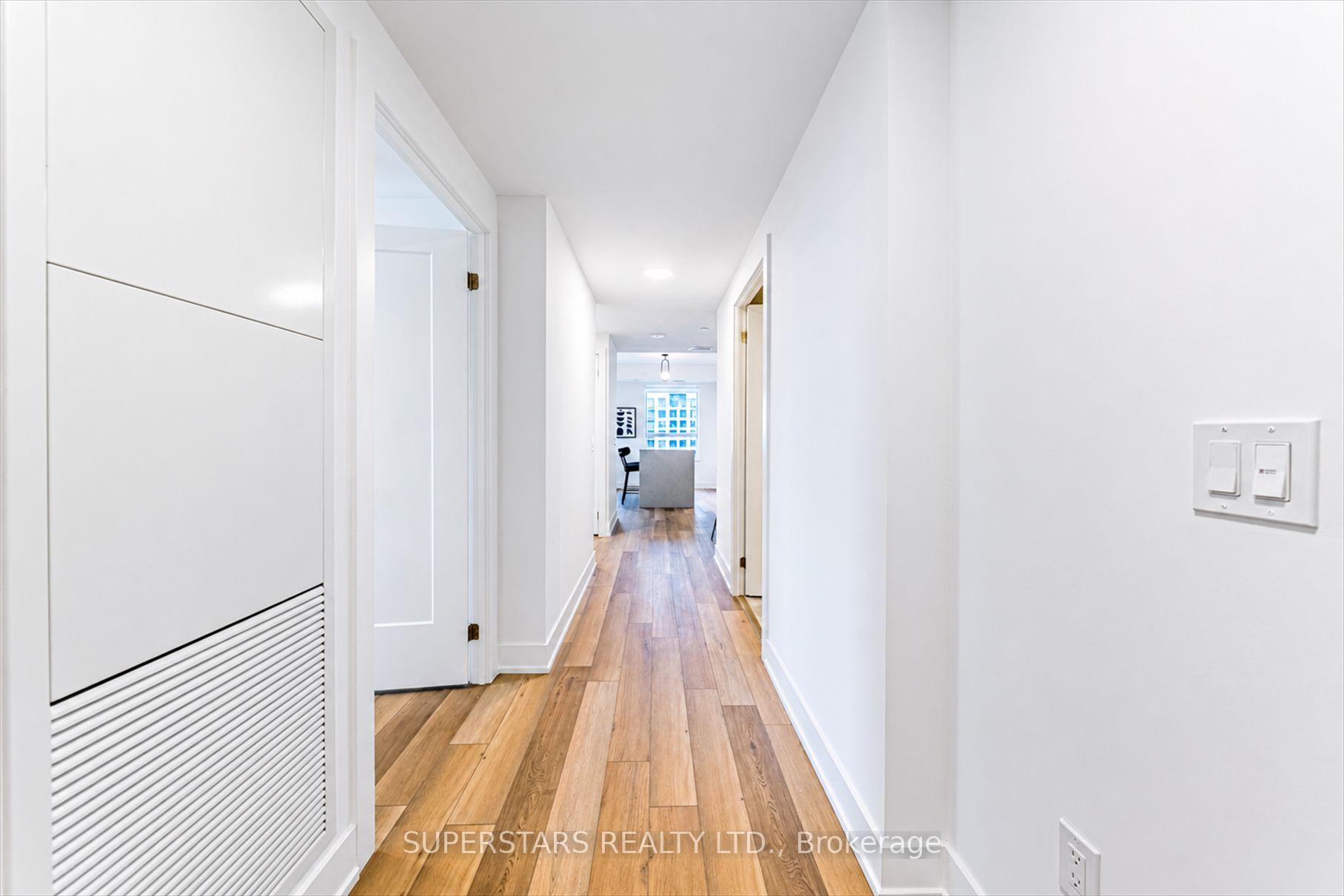 Photo 13 of Unit 1605, 8 Cedarland Drive, Markham, Unionville — HOMEH