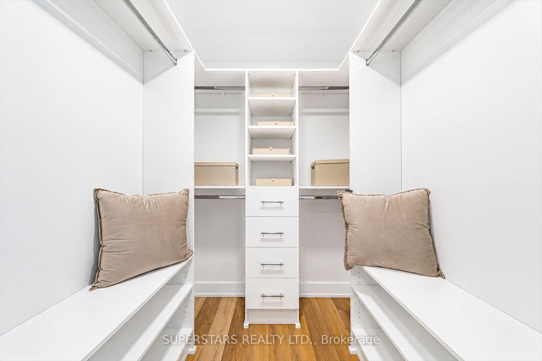 Photo 15 of Unit 1605, 8 Cedarland Drive, Markham, Unionville — HOMEH
