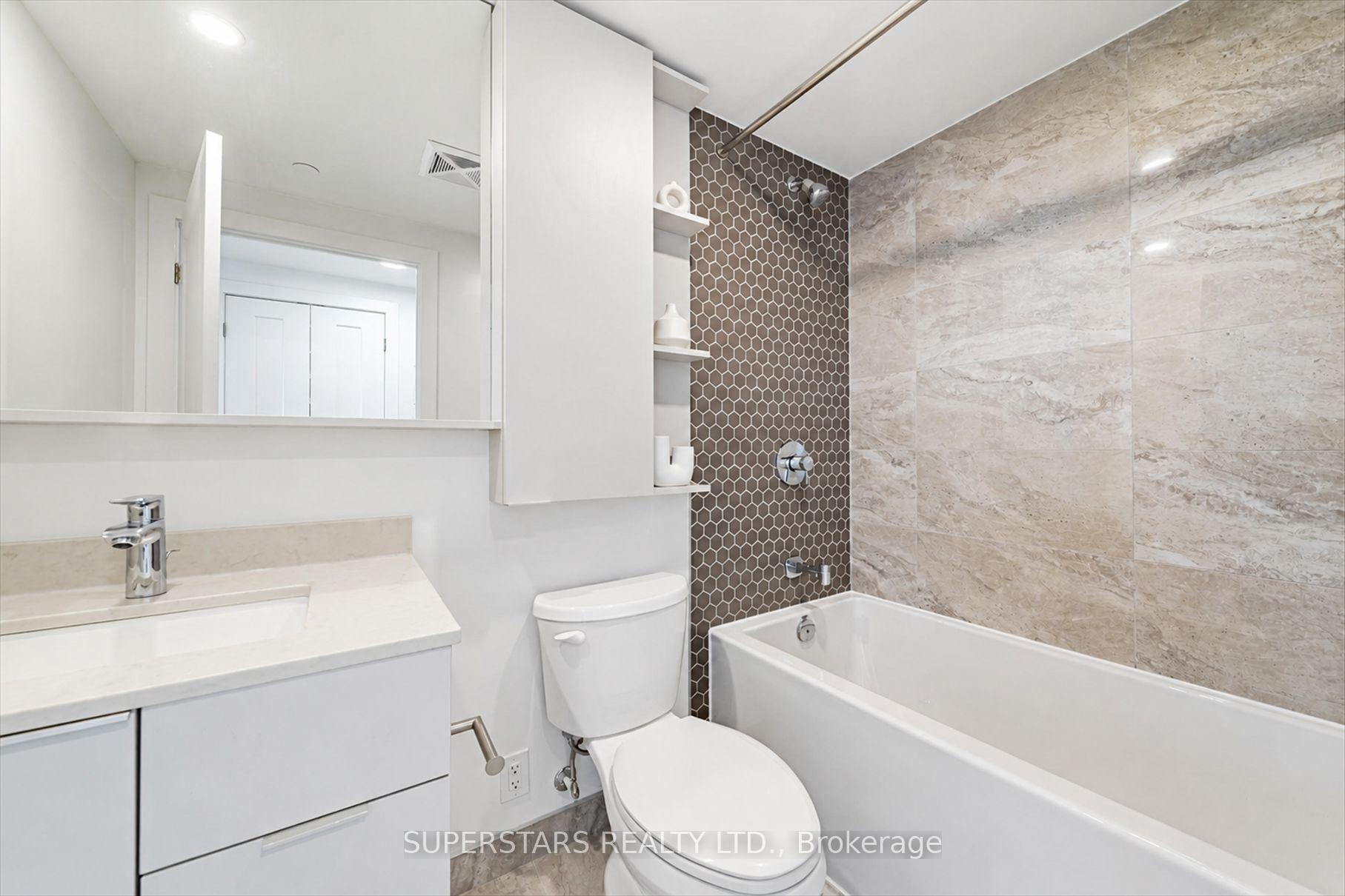 Photo 16 of Unit 1605, 8 Cedarland Drive, Markham, Unionville — HOMEH
