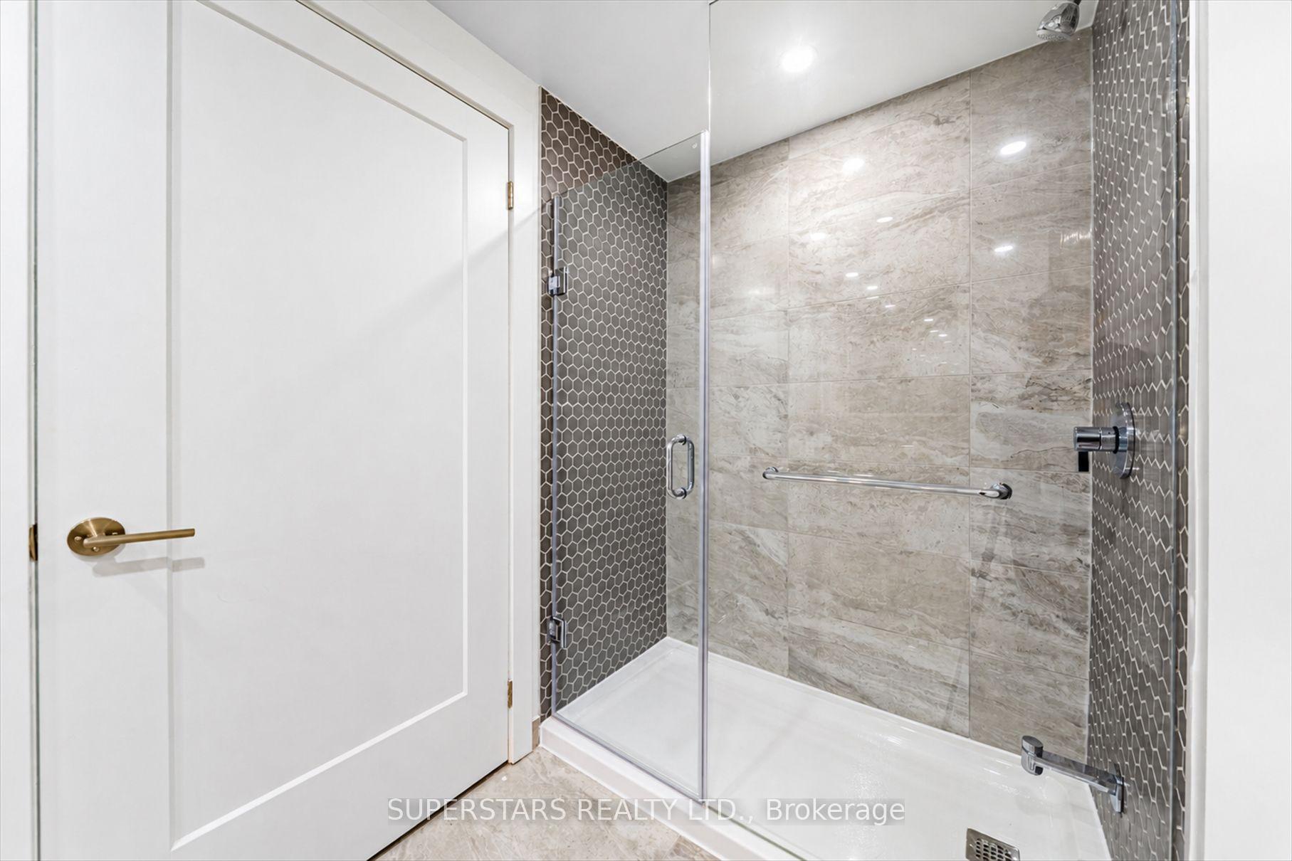 Photo 17 of Unit 1605, 8 Cedarland Drive, Markham, Unionville — HOMEH